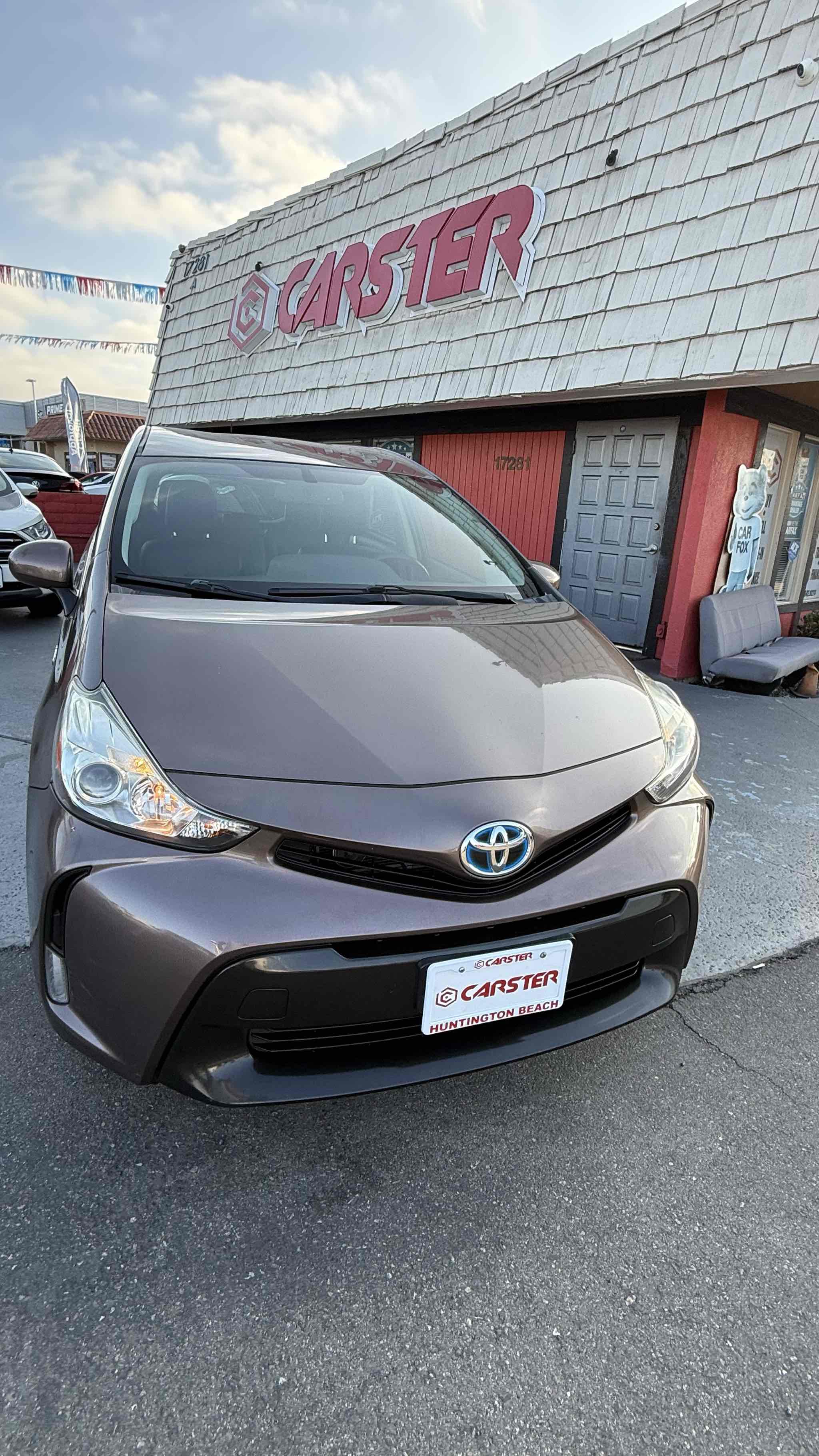 Photo 14 of this Toyota Prius v