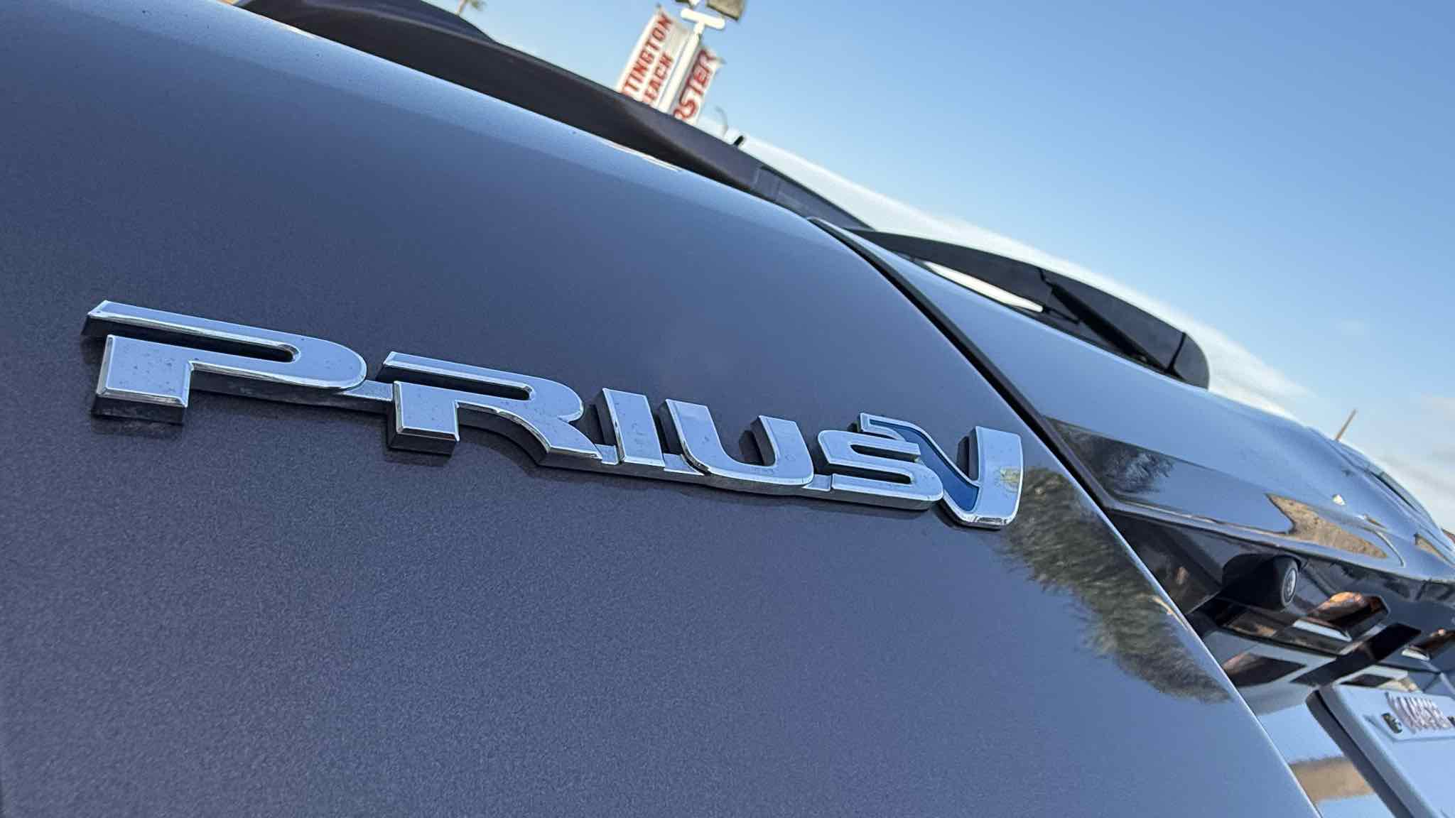 Photo 15 of this Toyota Prius v