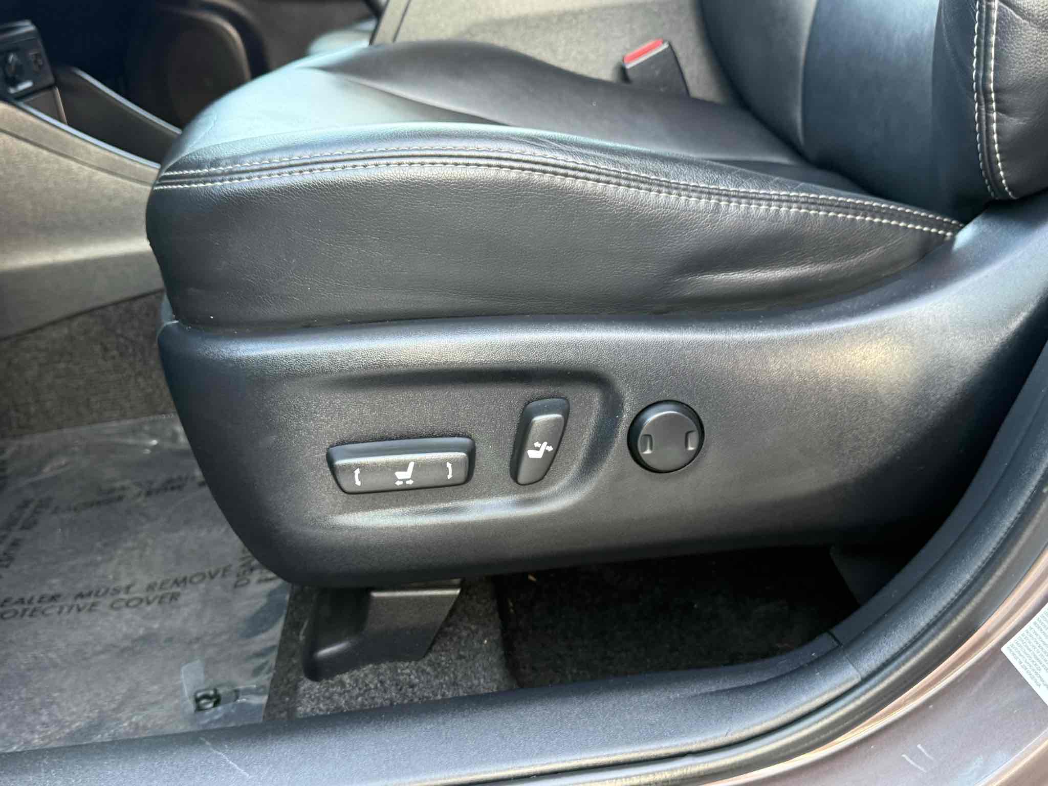 Photo 20 of this Toyota Prius v