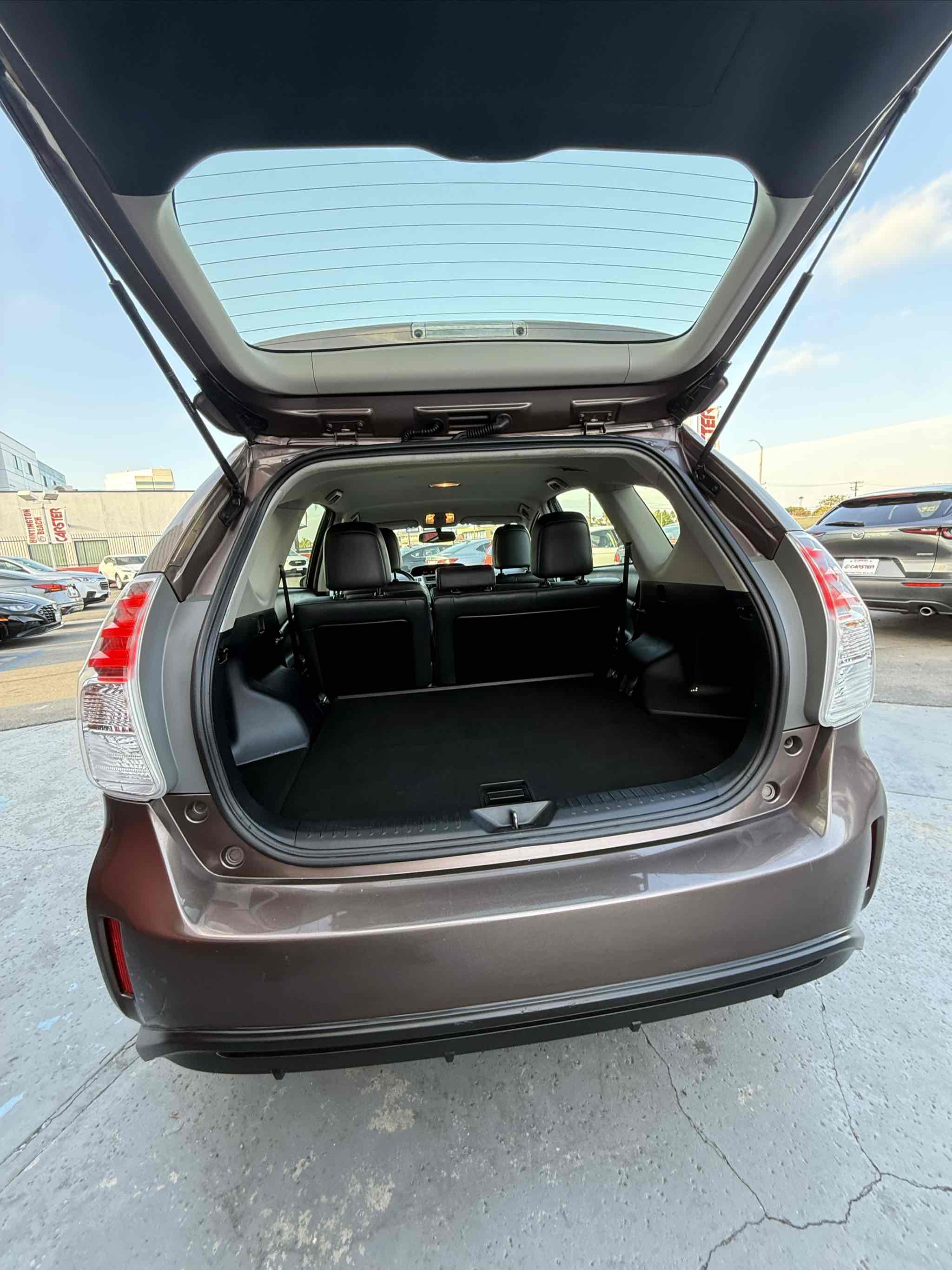 Photo 72 of this Toyota Prius v