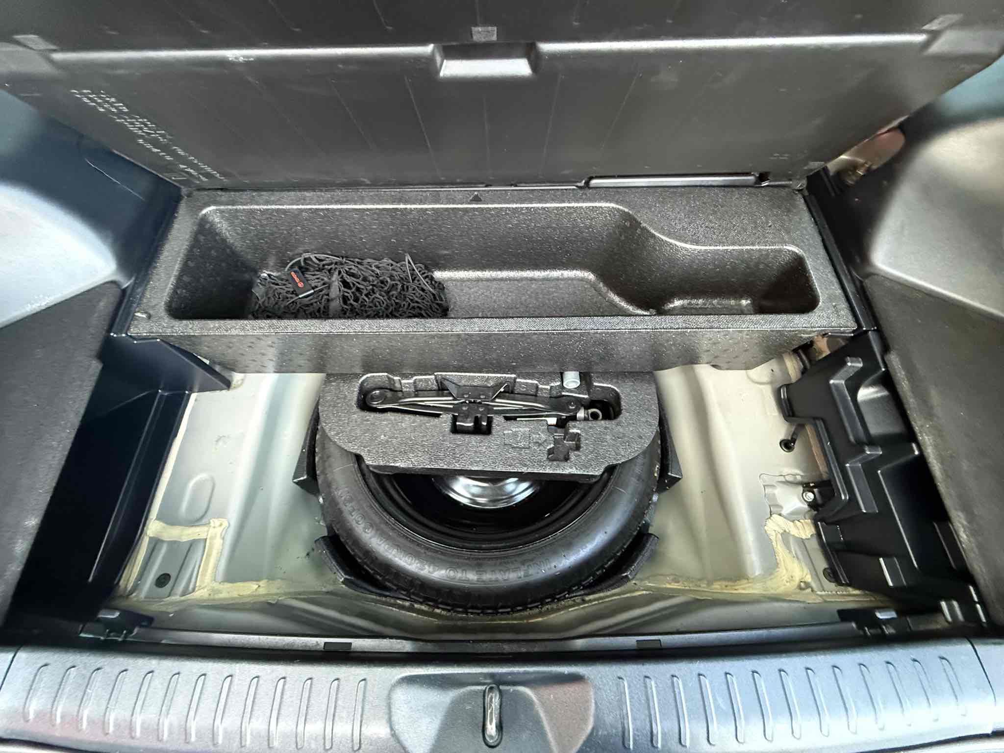 Photo 75 of this Toyota Prius v