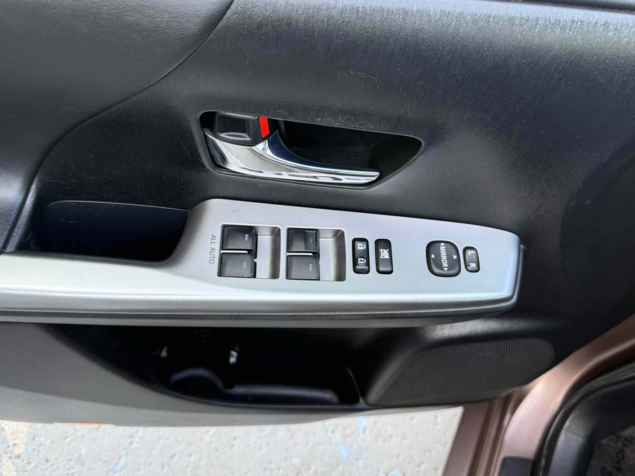 Photo 85 of this Toyota Prius v