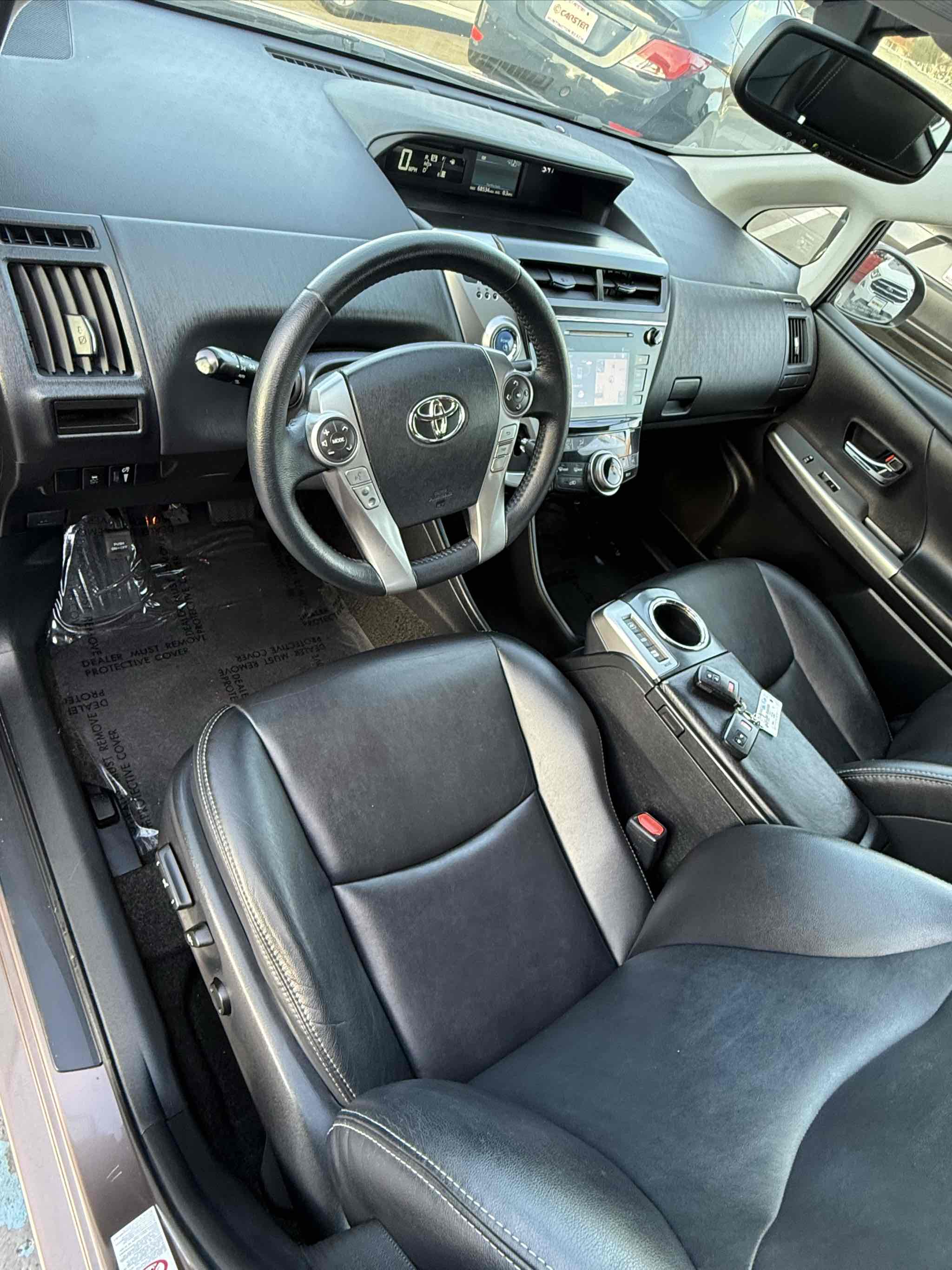 Photo 88 of this Toyota Prius v
