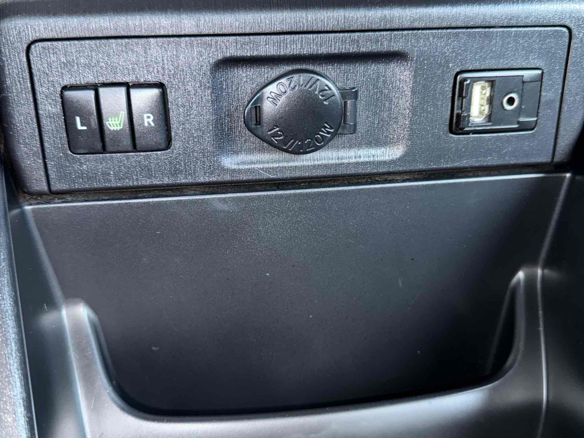 Photo 98 of this Toyota Prius v