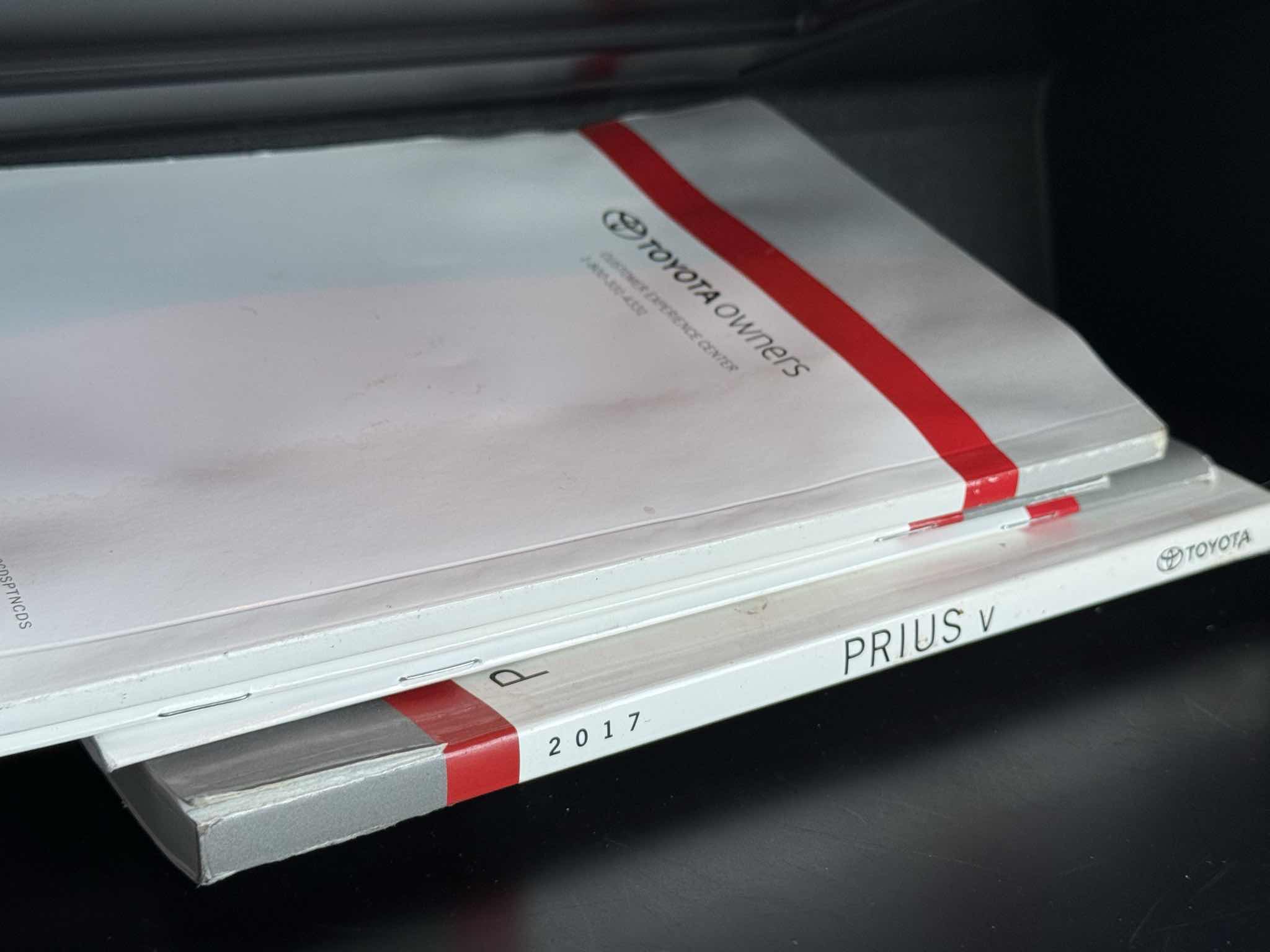 Photo 103 of this Toyota Prius v