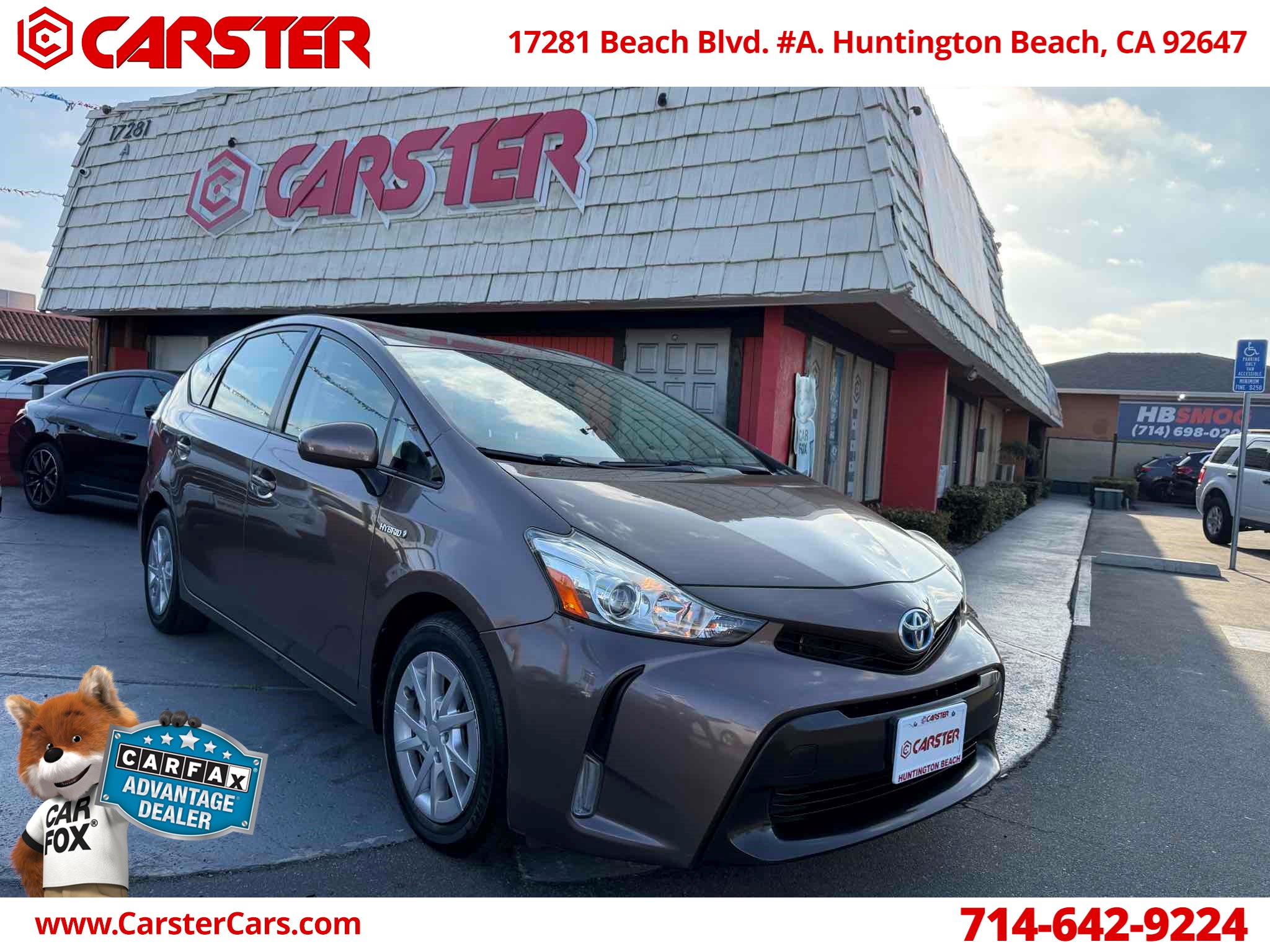 2017 Toyota Prius v Four