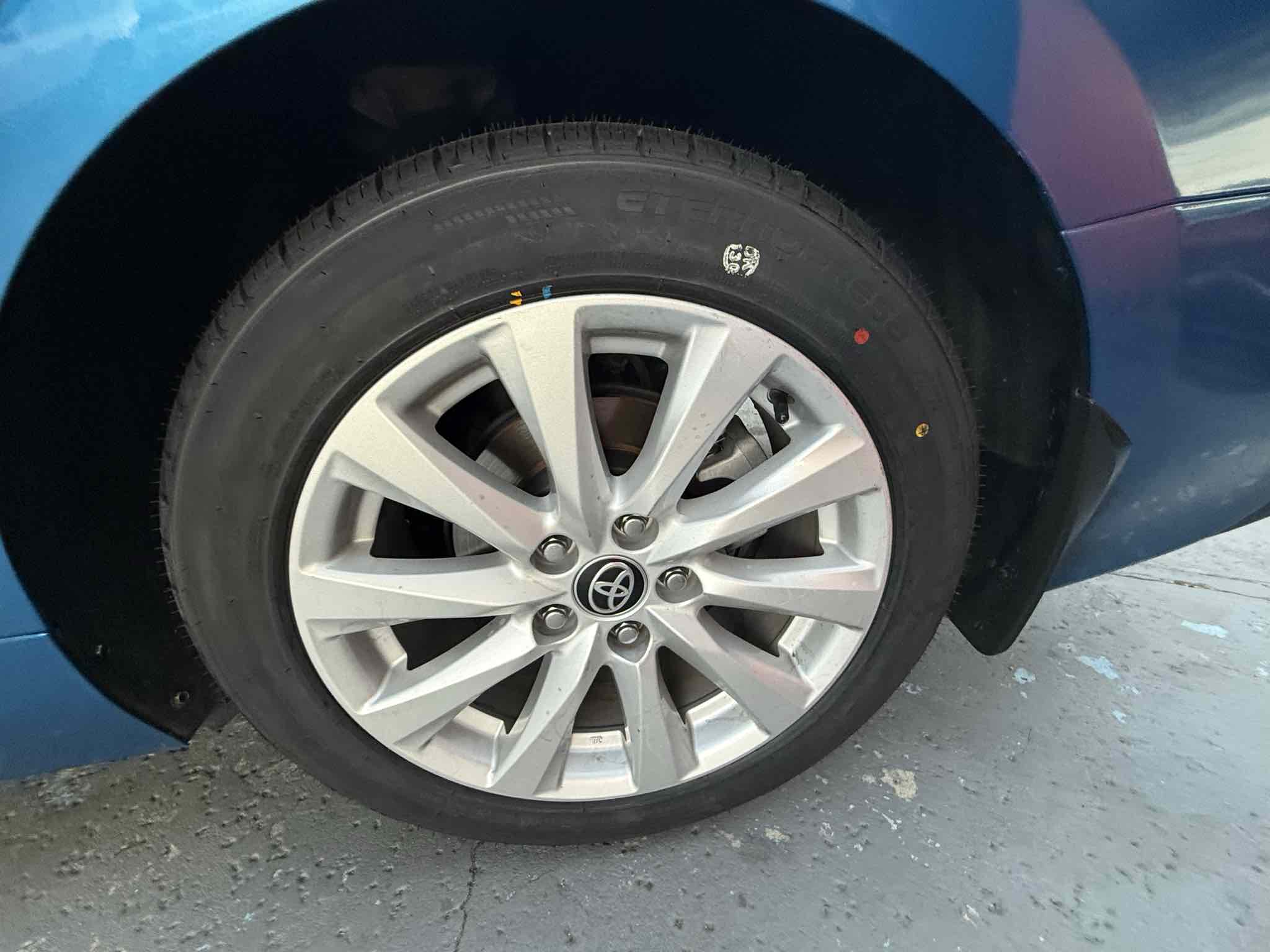 Photo 82 of this Toyota Camry