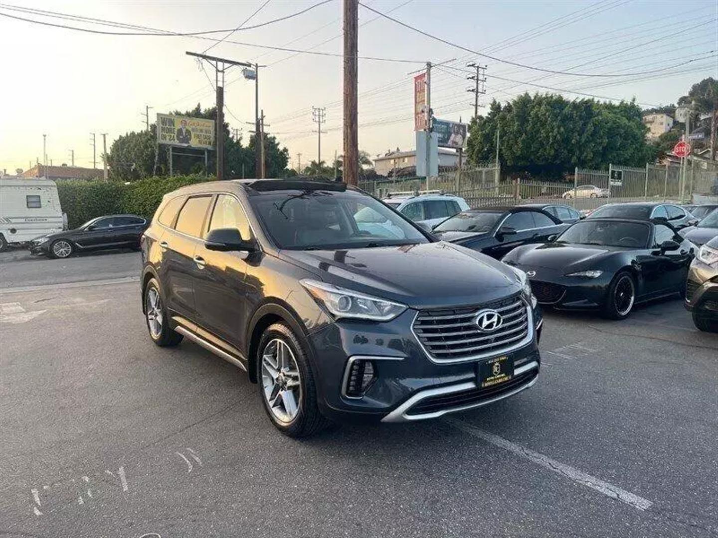 2017 Hyundai Santa Fe Limited Ultimate