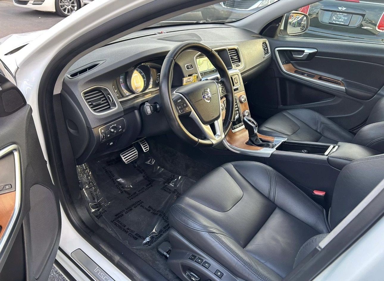 2016 Volvo S60 Inscription T5 Drive-E Premier photo 5