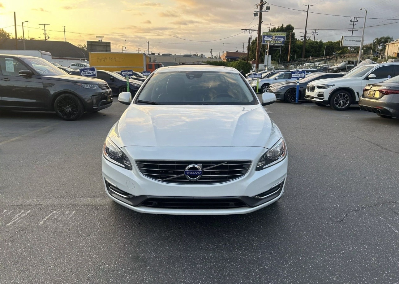 2016 Volvo S60 Inscription T5 Drive-E Premier photo 32