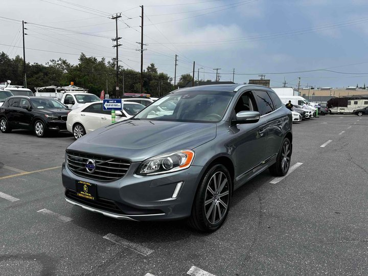 2016 Volvo XC60