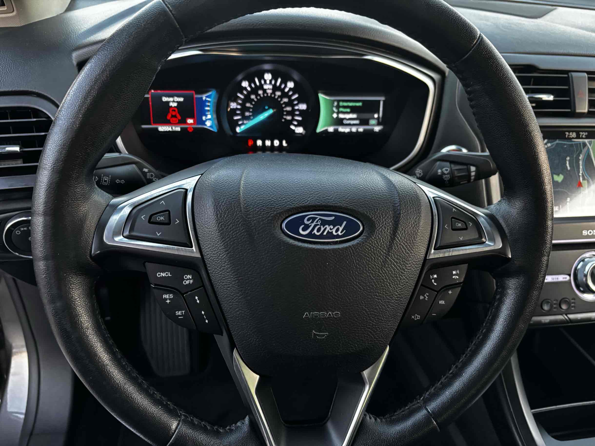 2019 Ford Fusion Hybrid Titanium photo 10