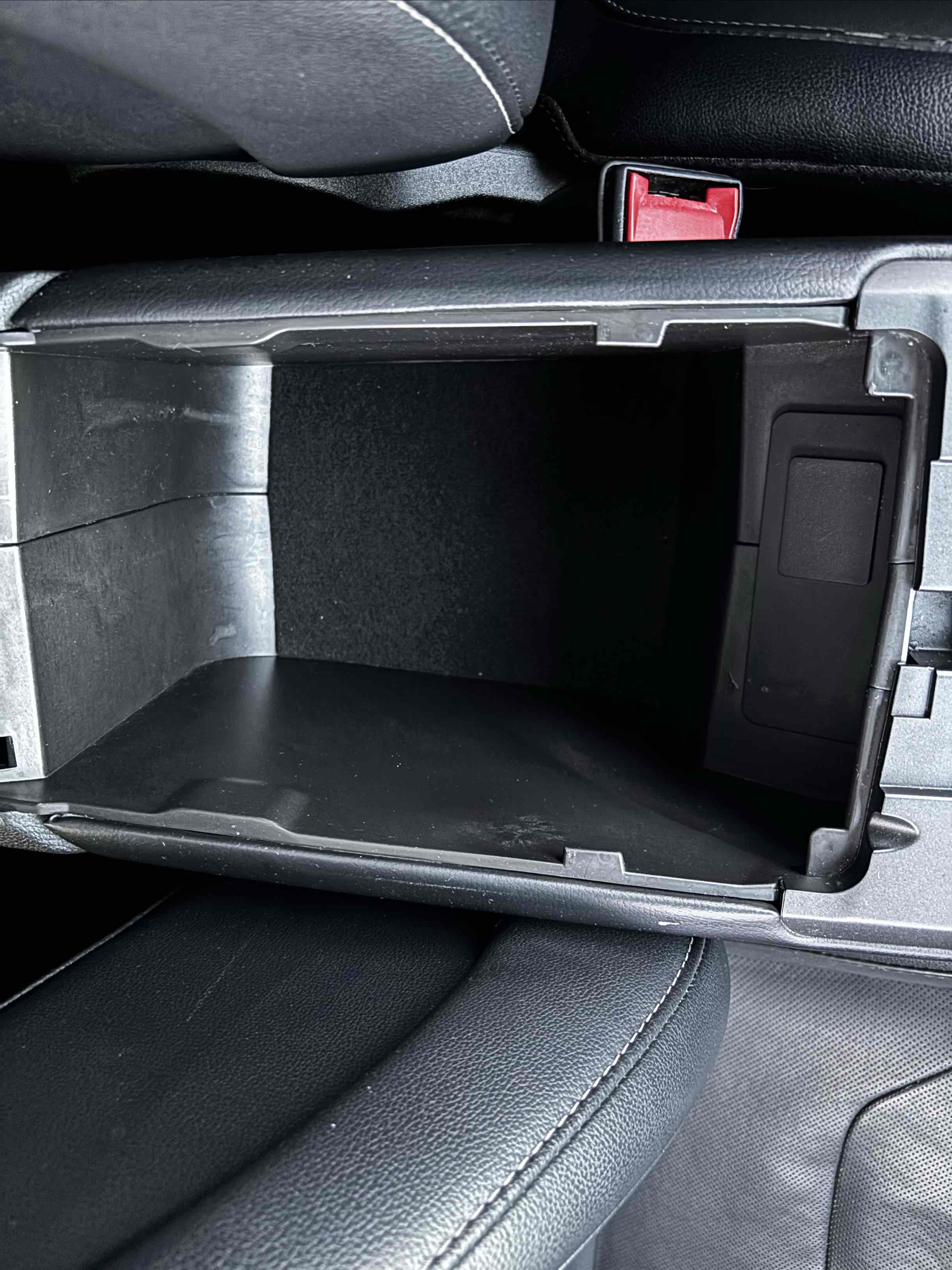 2019 Ford Fusion Hybrid Titanium photo 16