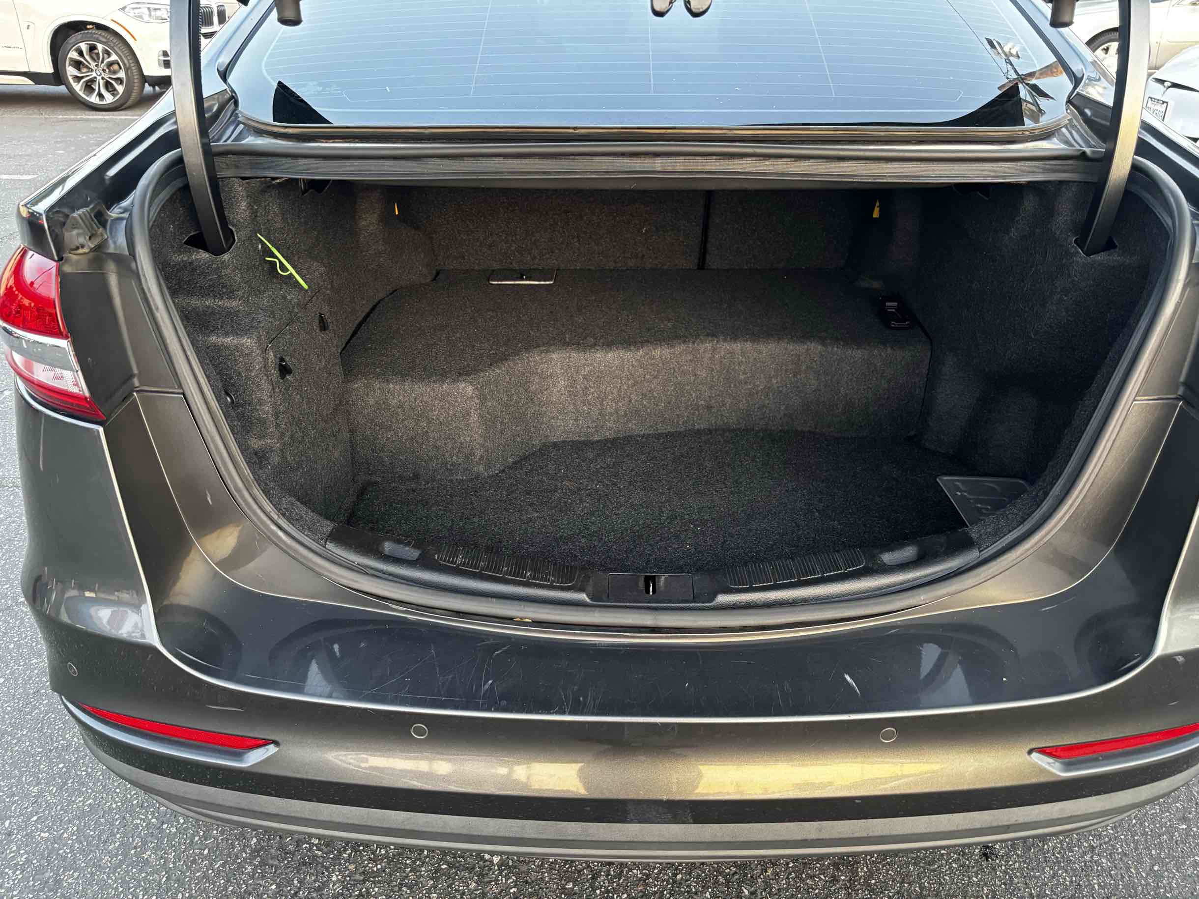 2019 Ford Fusion Hybrid Titanium photo 24