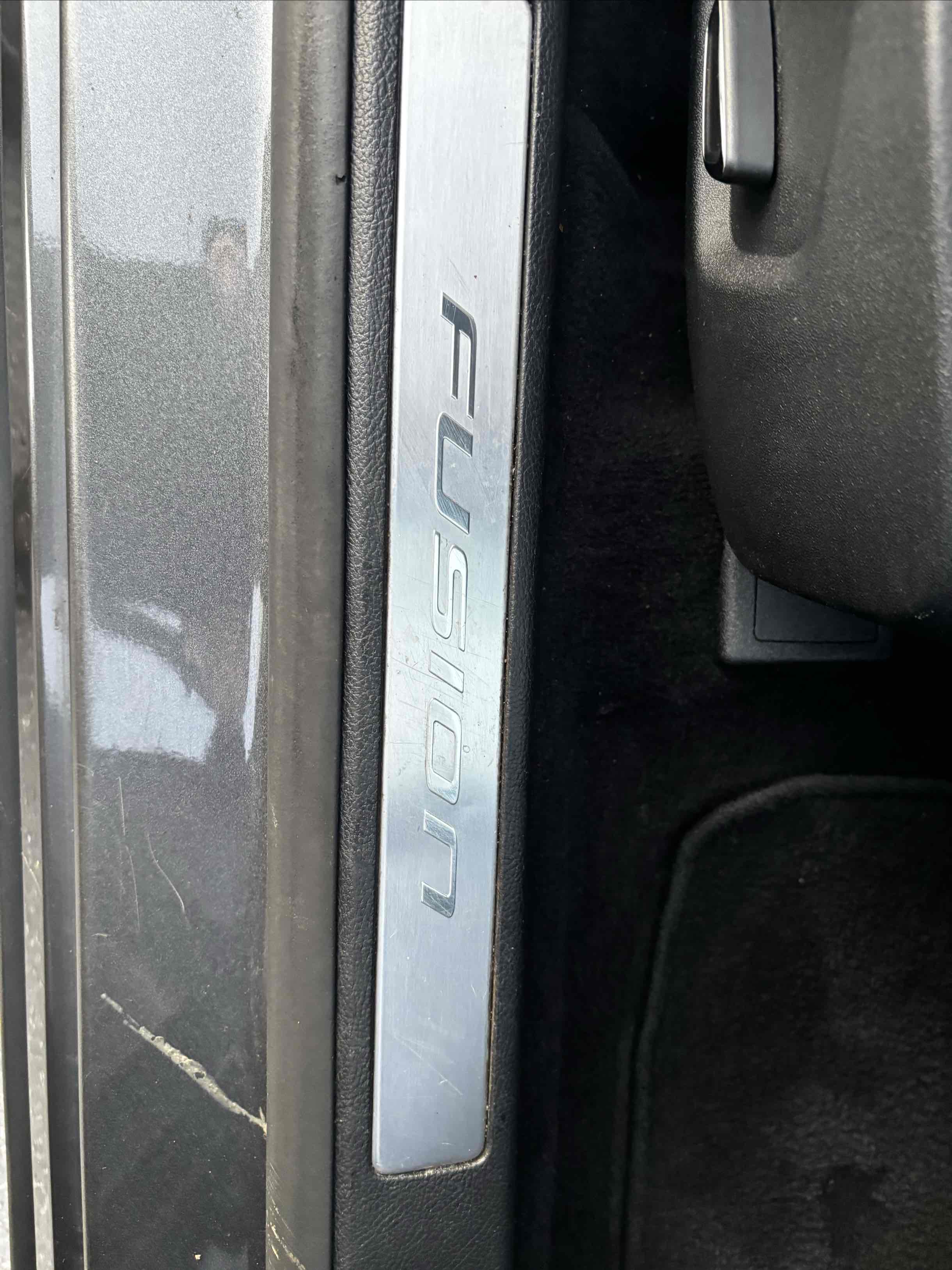 2019 Ford Fusion Hybrid Titanium photo 29