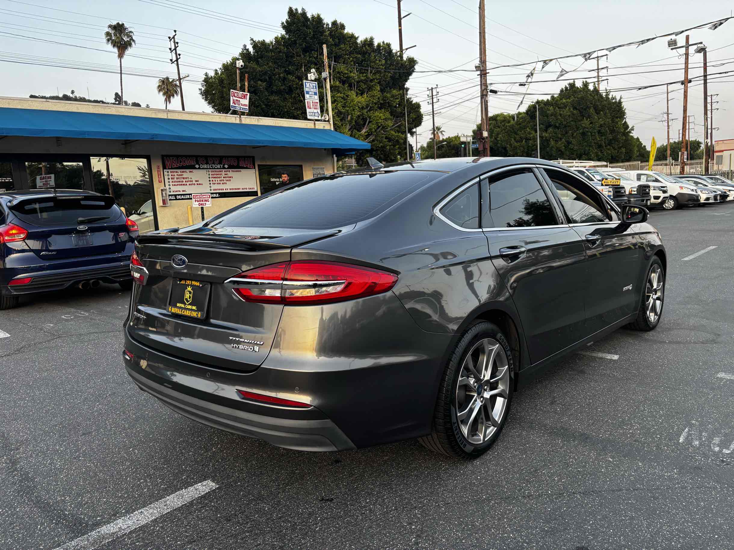 2019 Ford Fusion Hybrid Titanium photo 43