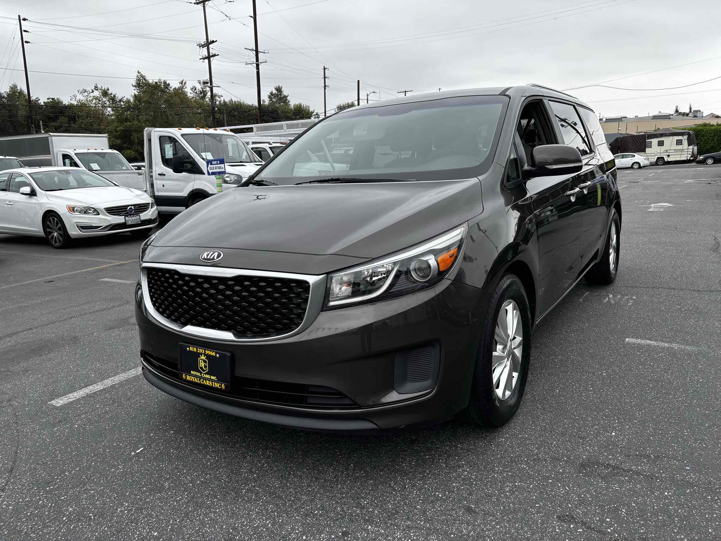 2016 Kia Sedona LX photo 37