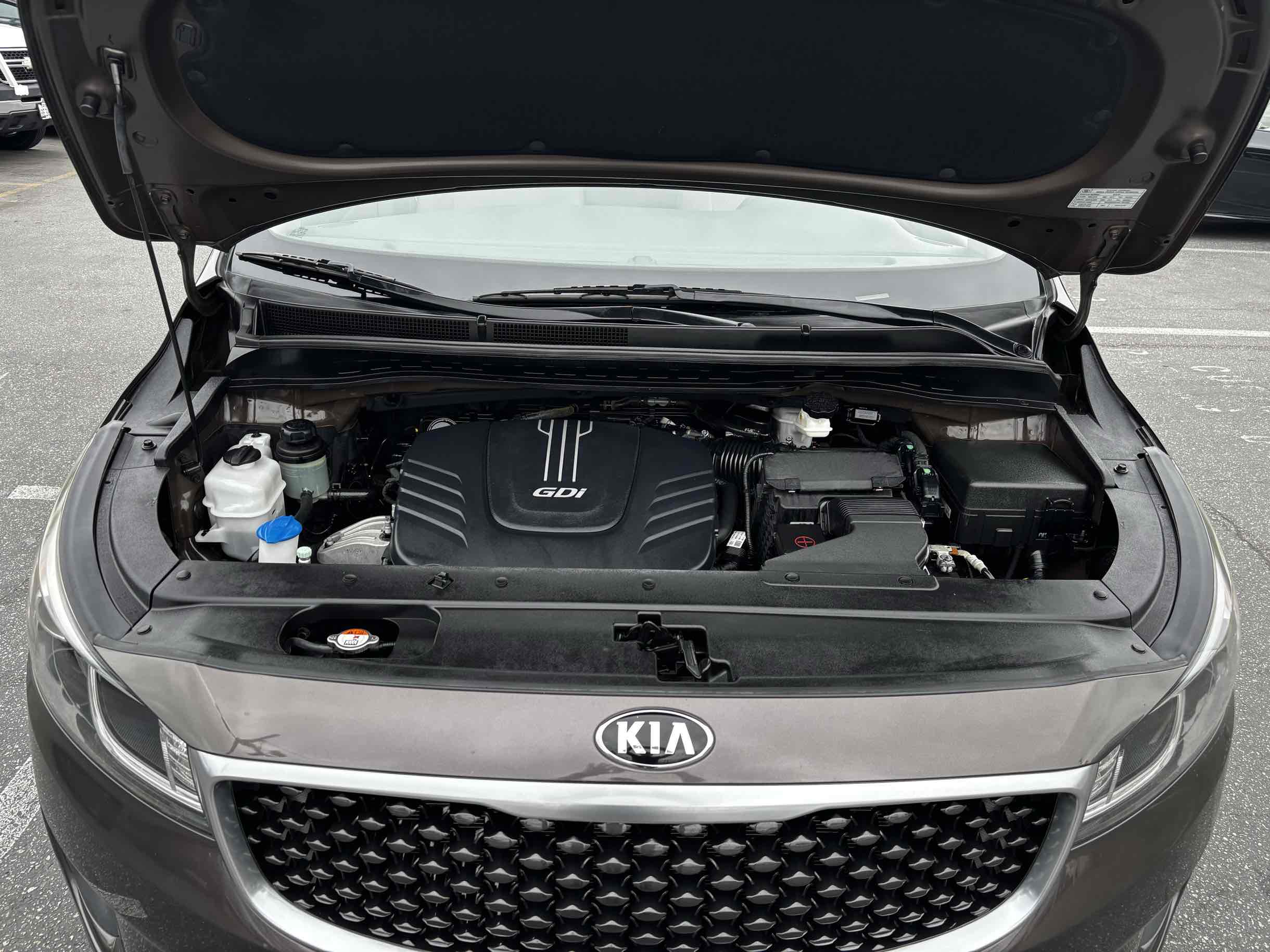 2016 Kia Sedona LX photo 53