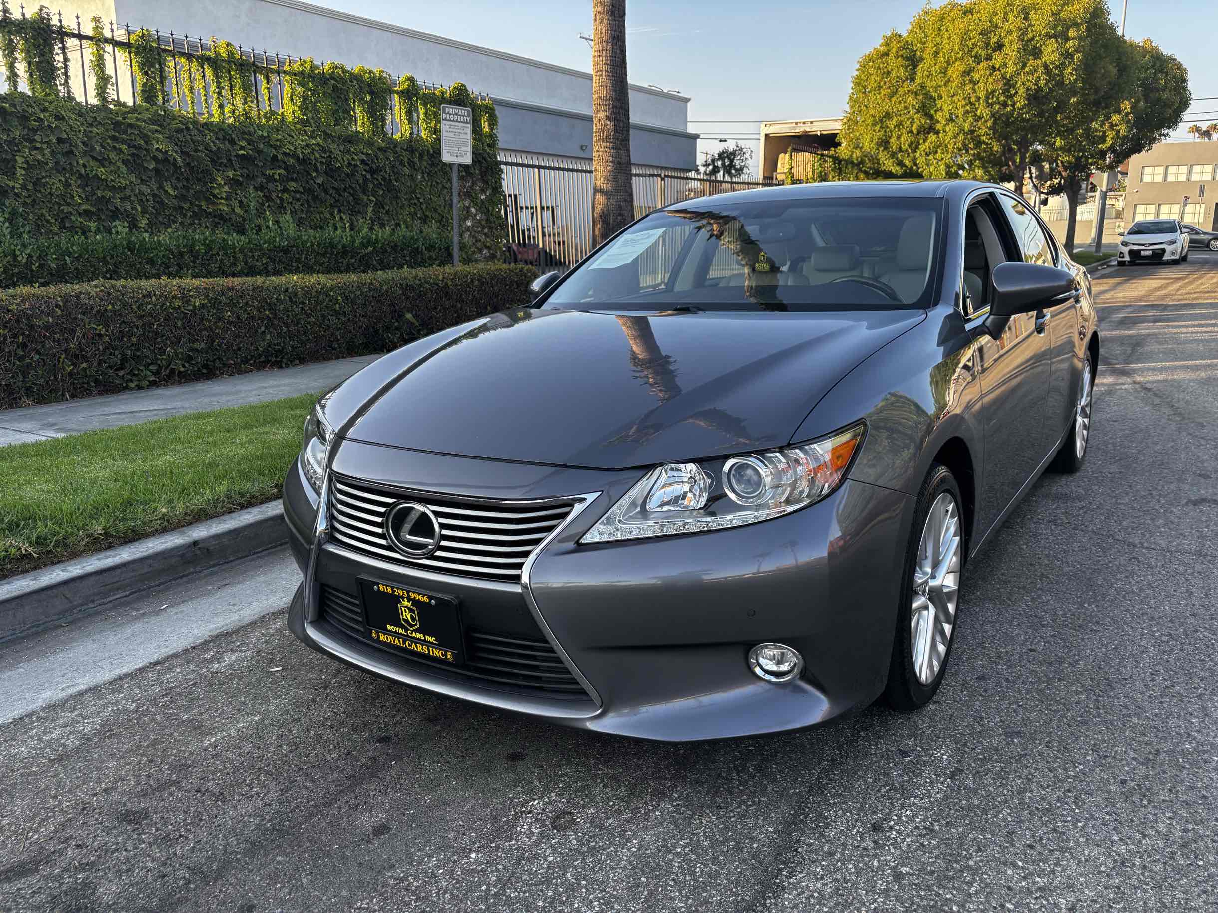 2014 Lexus ES 350 photo 34