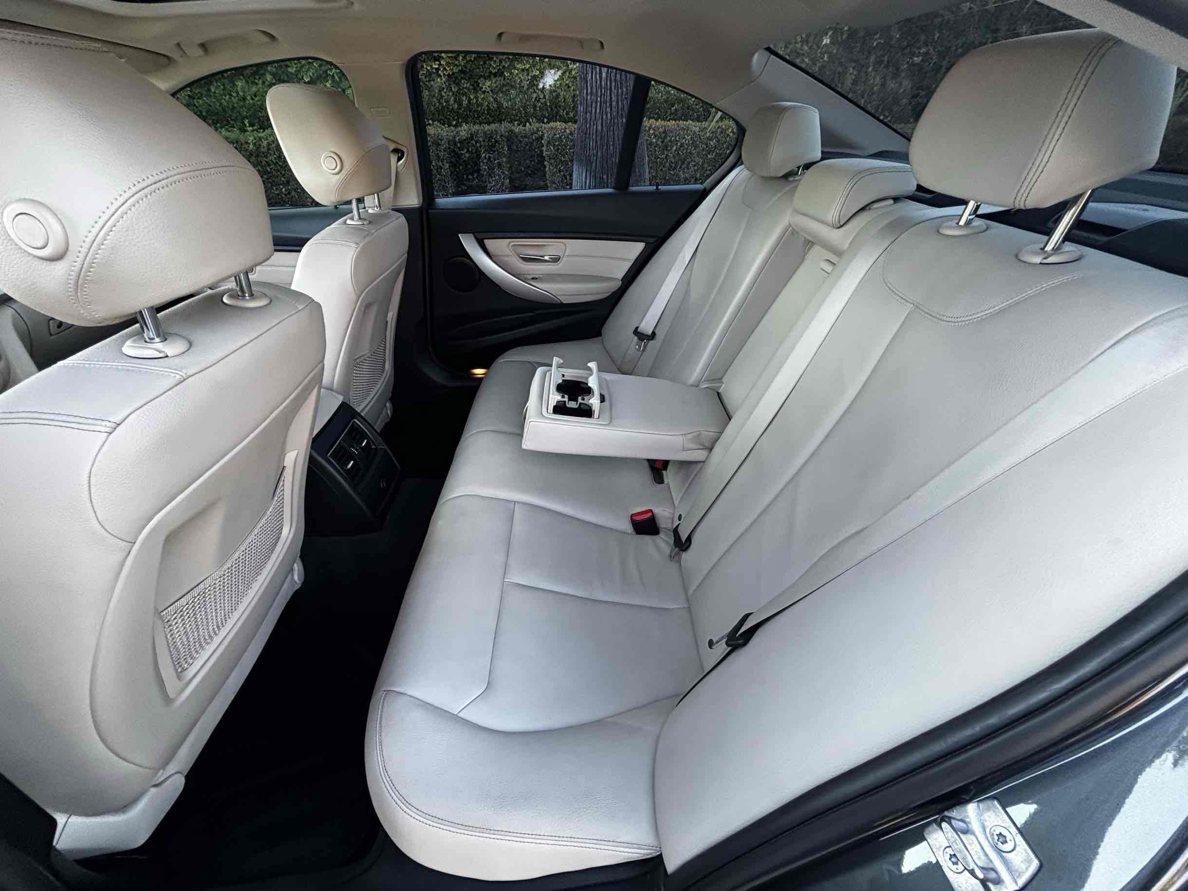 2018 Bmw 320i Sedan photo 19