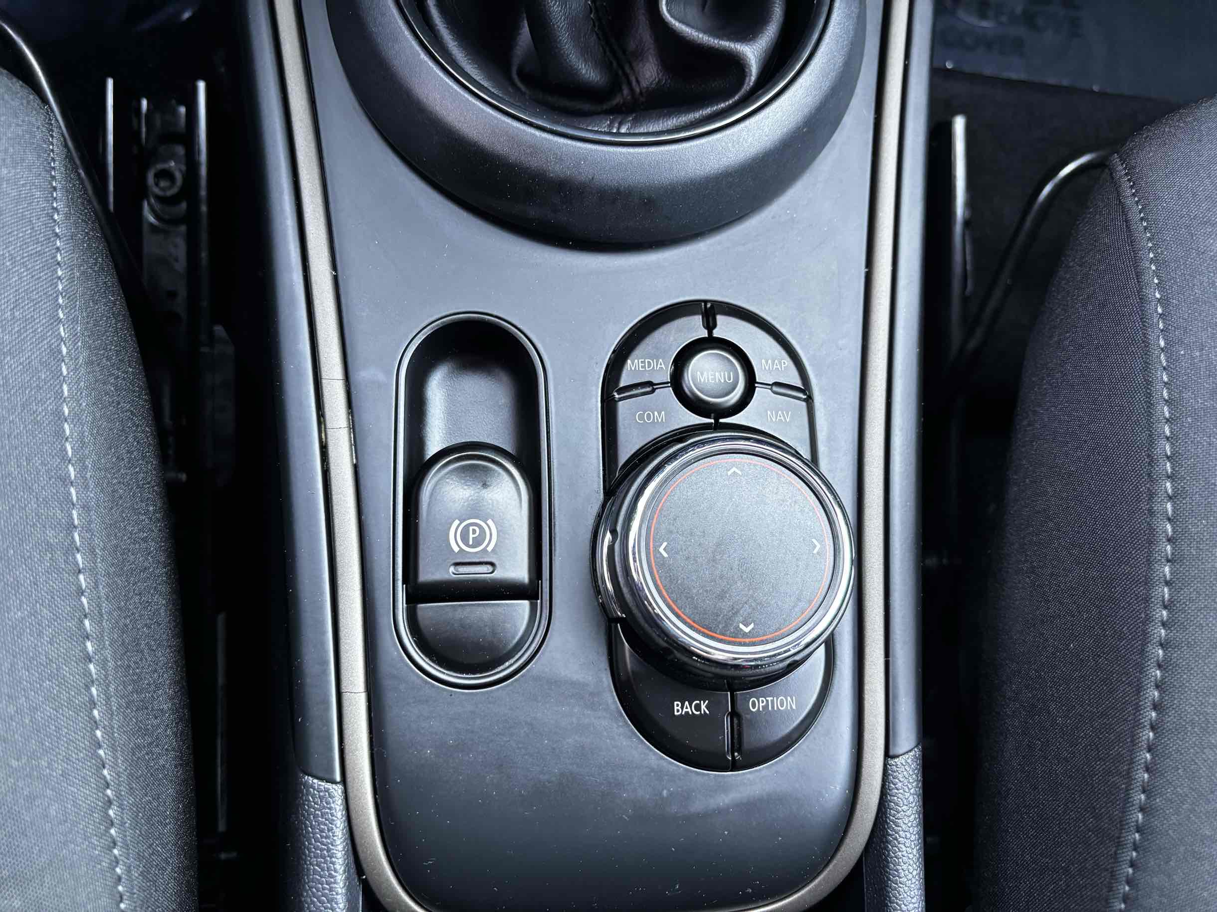 2019 Mini Countryman SE ALL4 photo 16