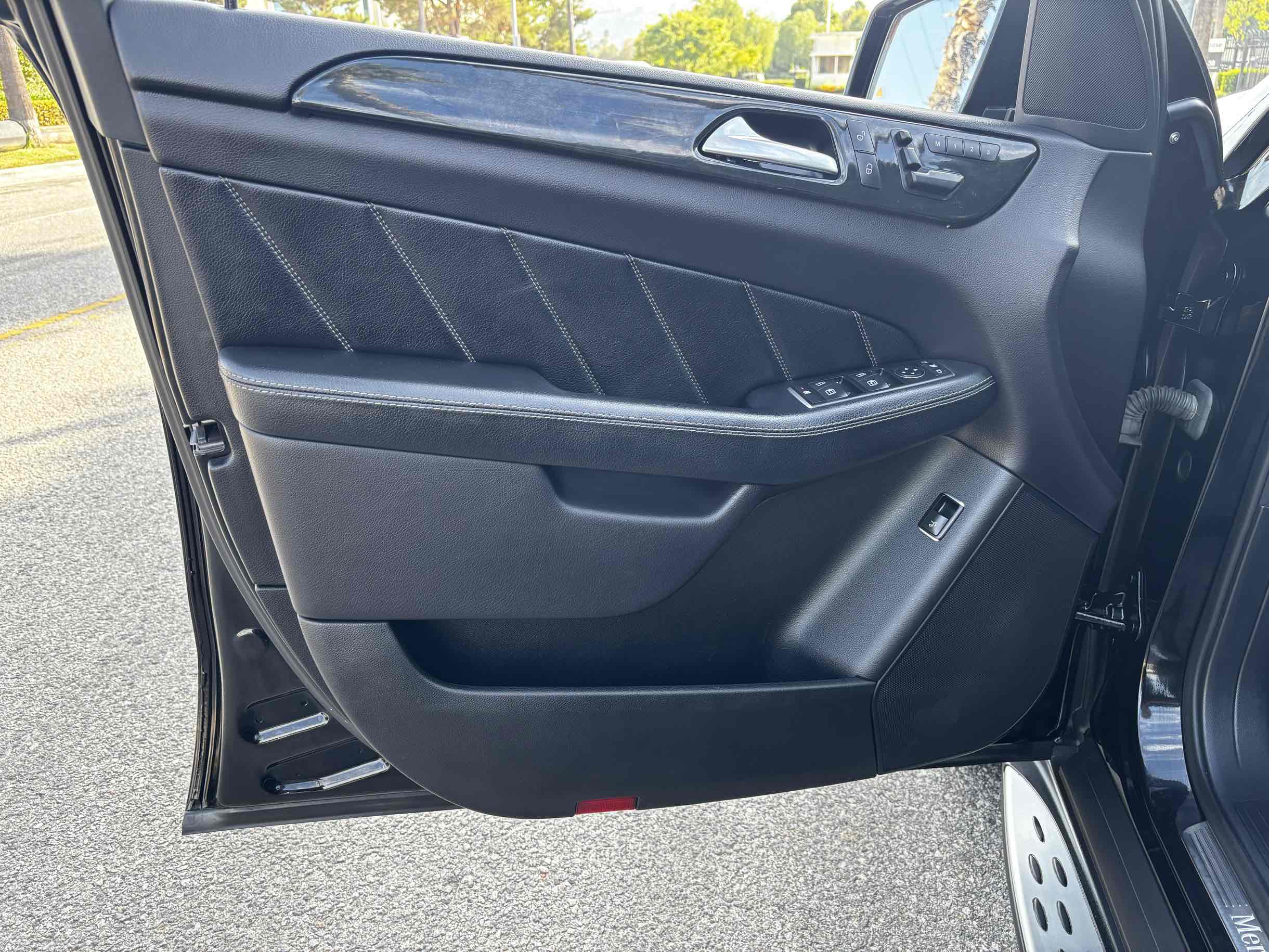 2016 Mercedes Benz GL 450 photo 6