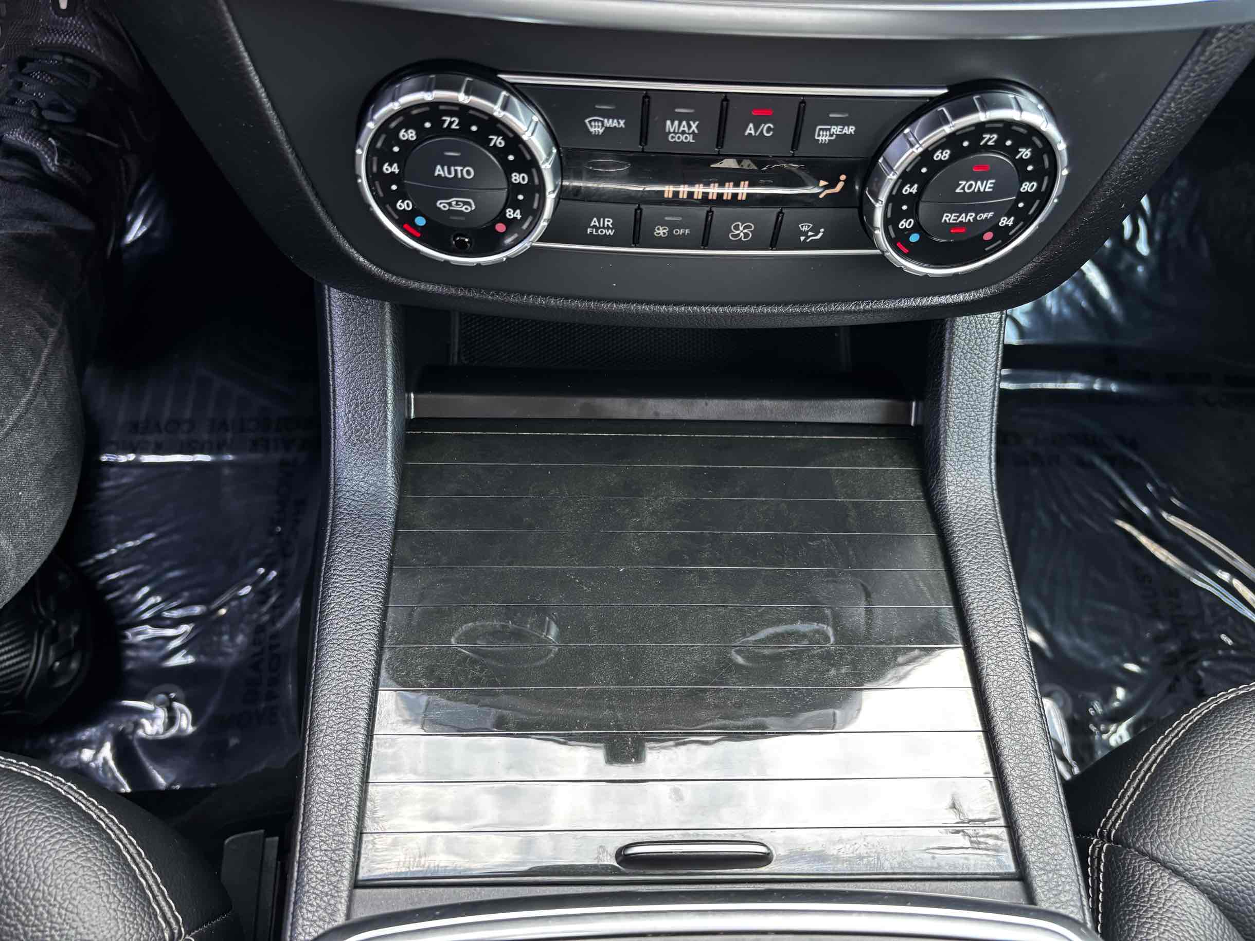 2016 Mercedes Benz GL 450 photo 15