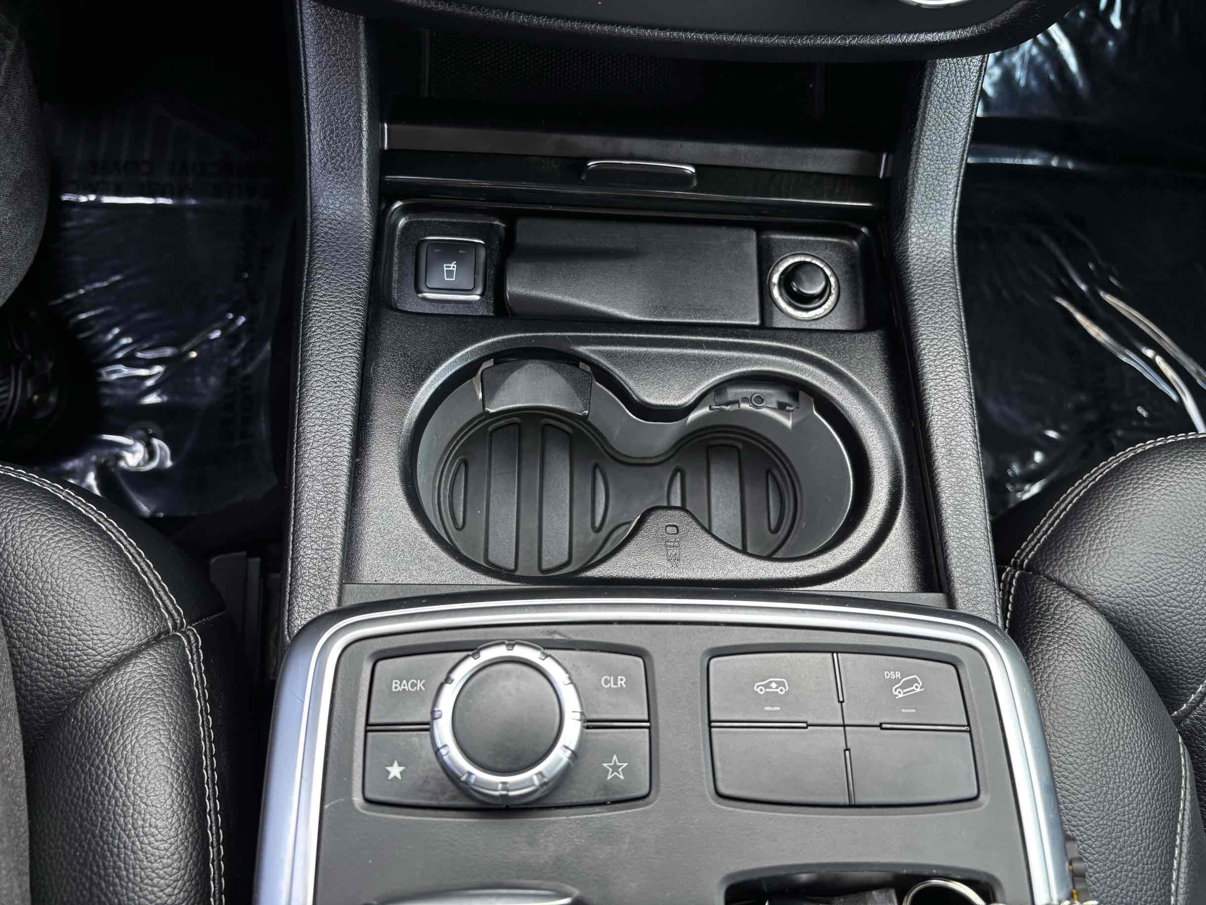 2016 Mercedes Benz GL 450 photo 16