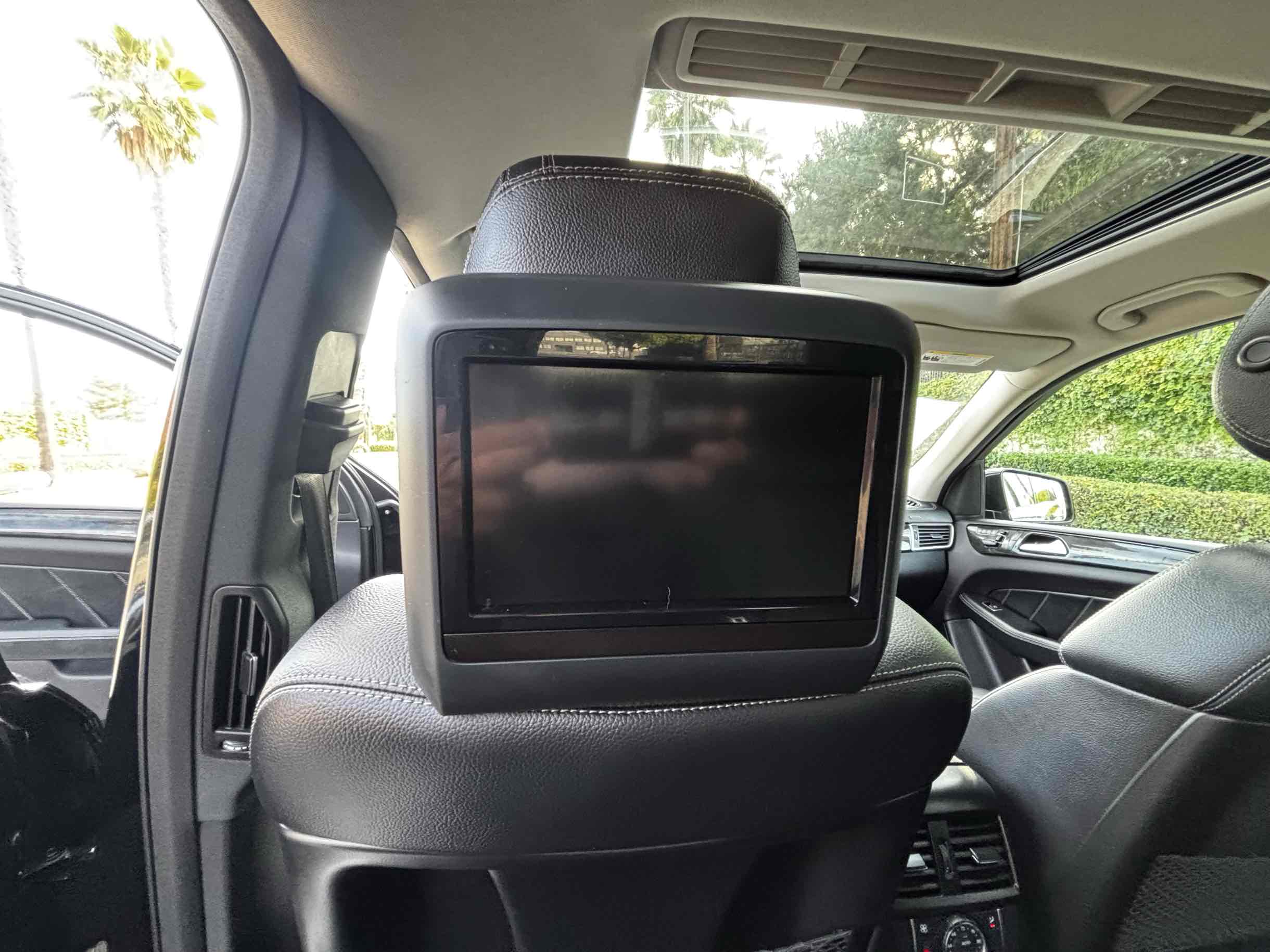 2016 Mercedes Benz GL 450 photo 27