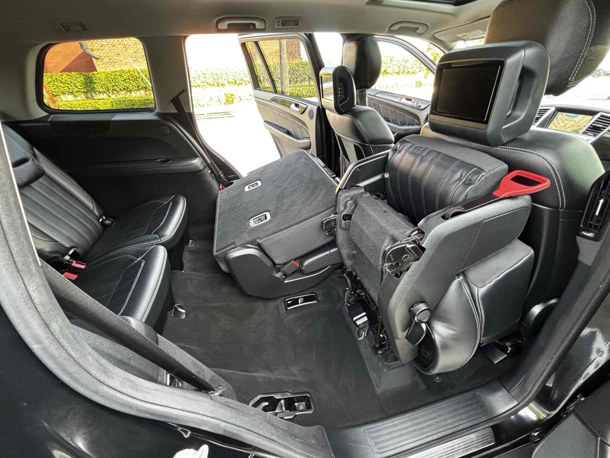 2016 Mercedes Benz GL 450 photo 36