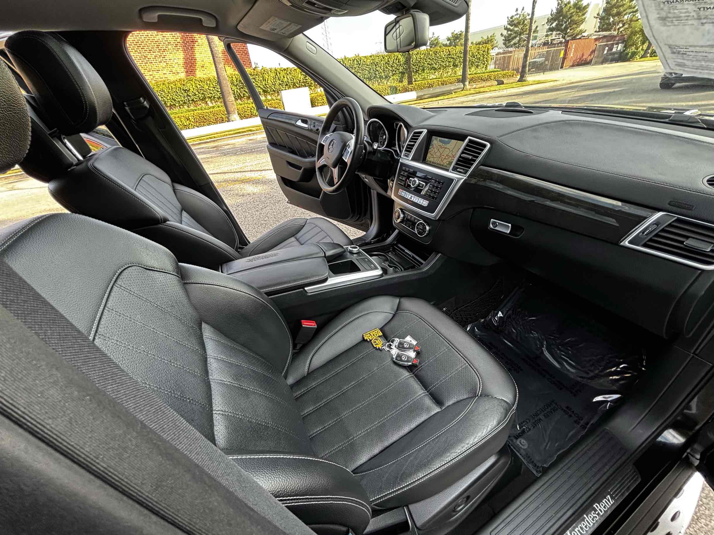2016 Mercedes Benz GL 450 photo 38