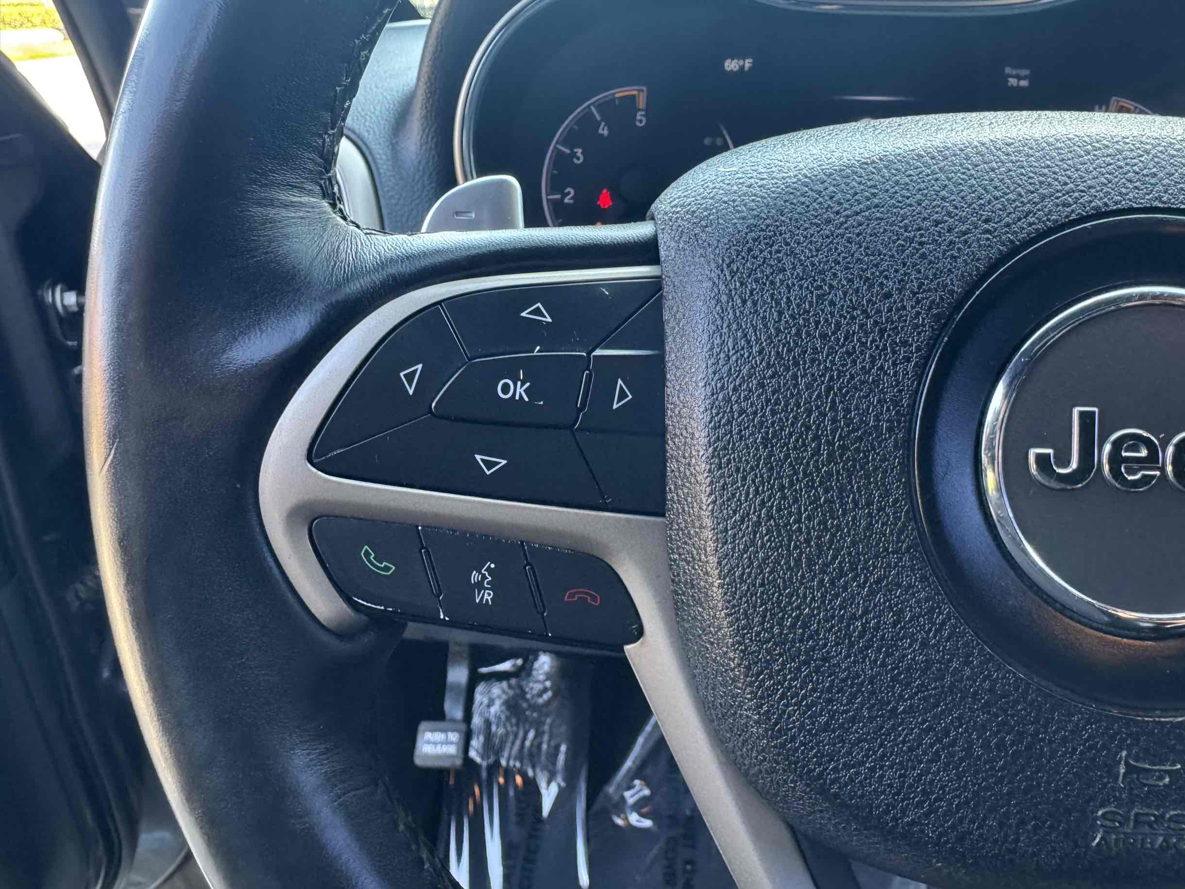 2015 Jeep Grand Cherokee Limited photo 10
