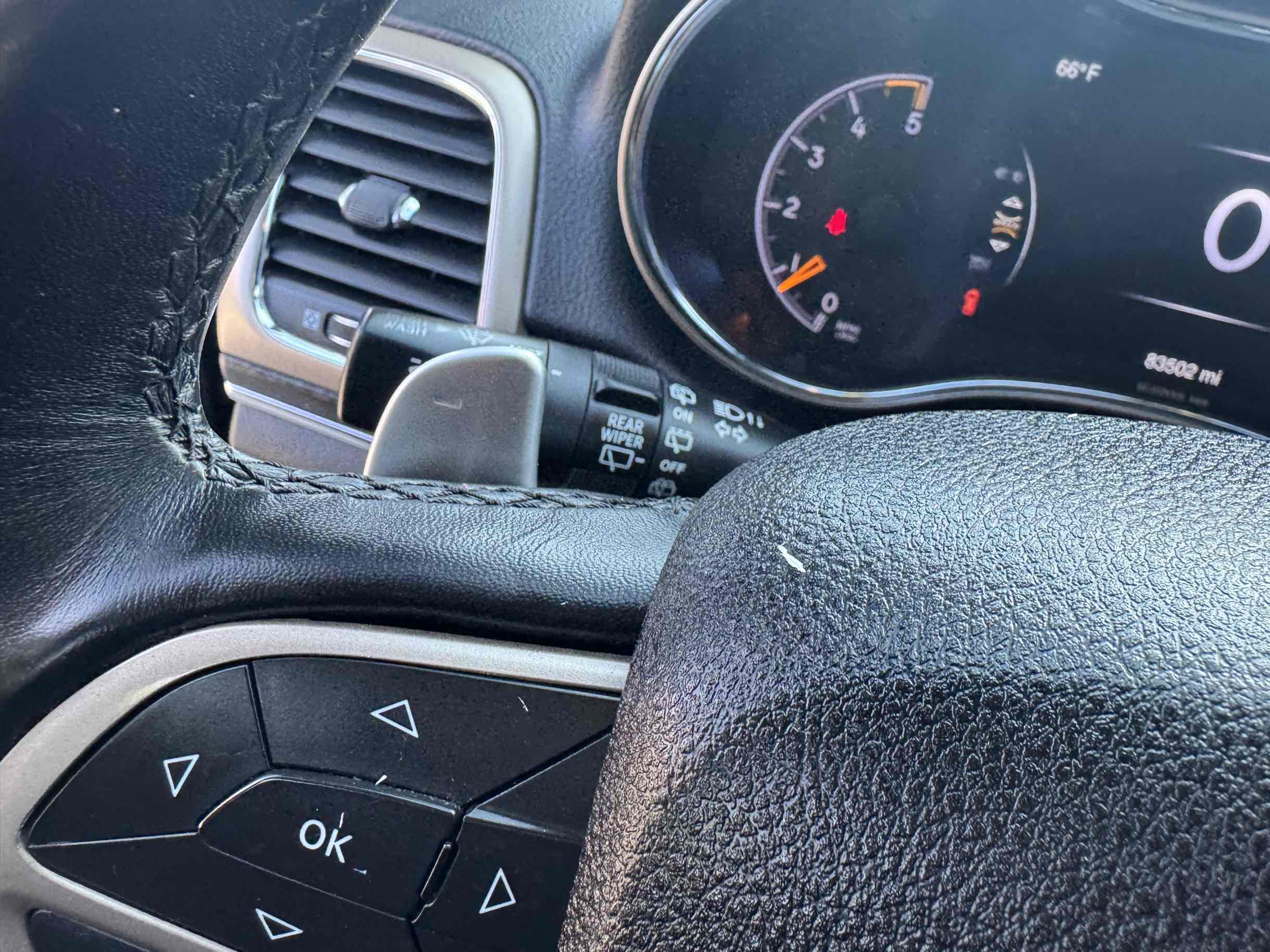2015 Jeep Grand Cherokee Limited photo 11