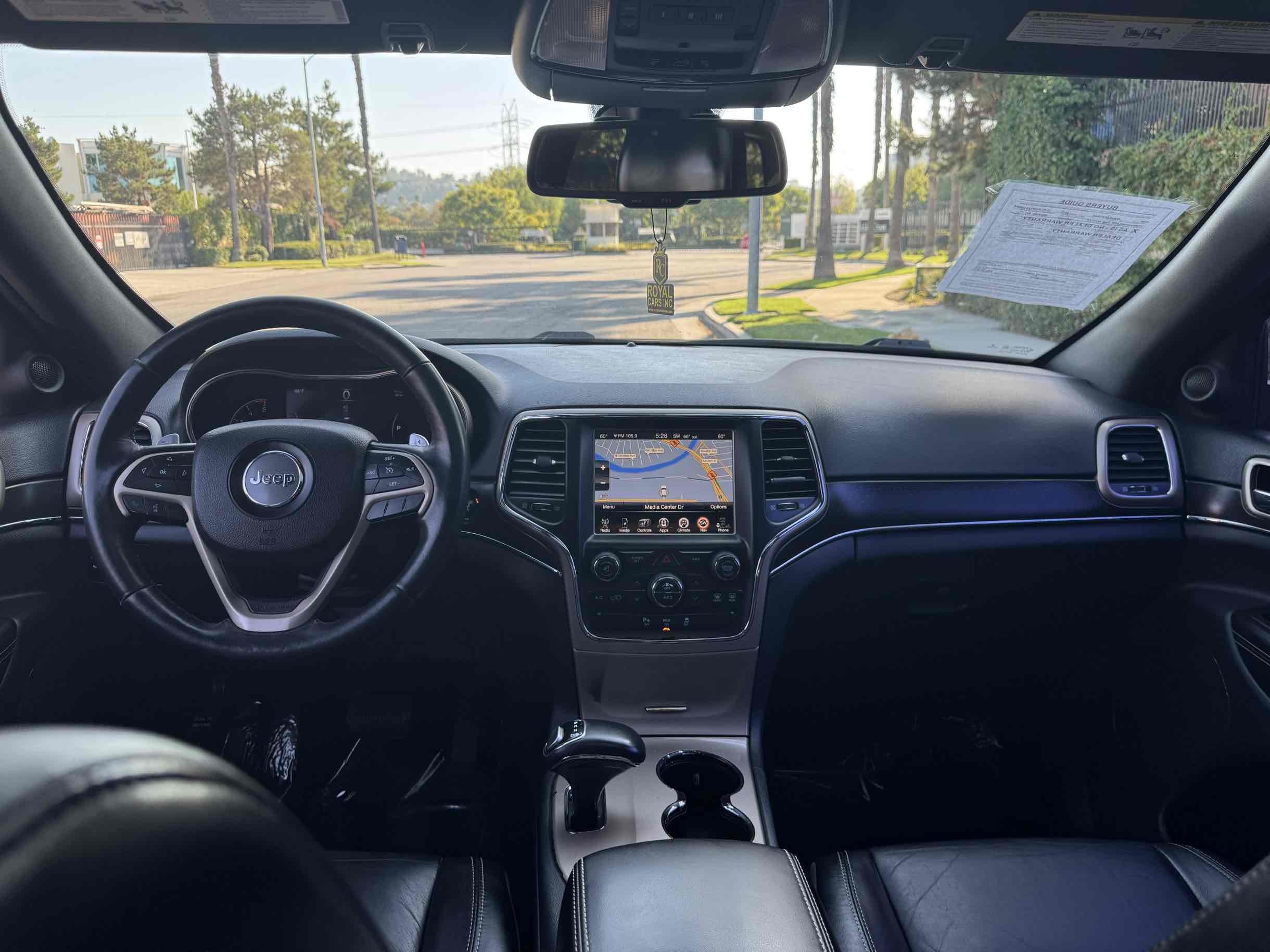 2015 Jeep Grand Cherokee Limited photo 17