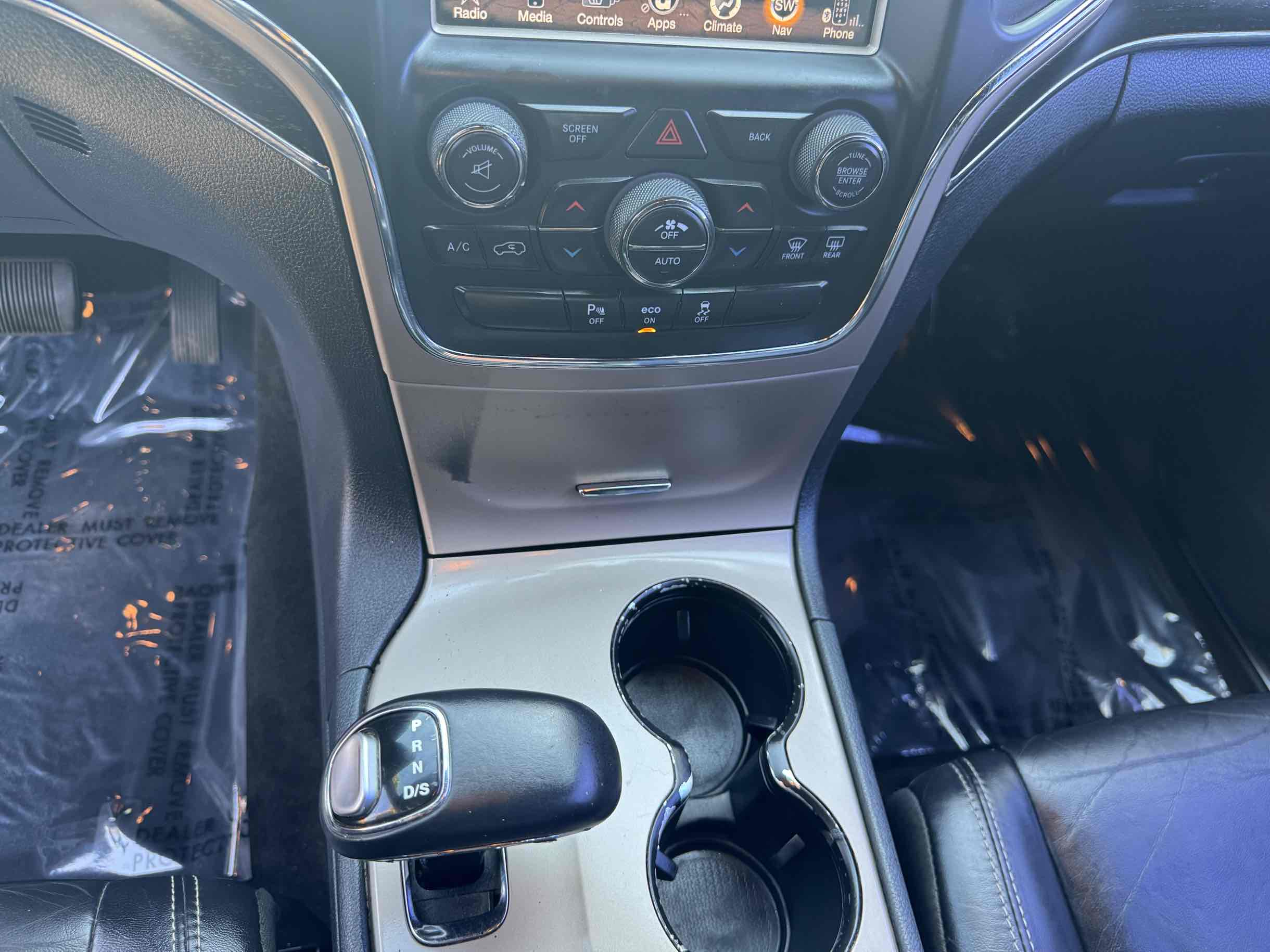 2015 Jeep Grand Cherokee Limited photo 18