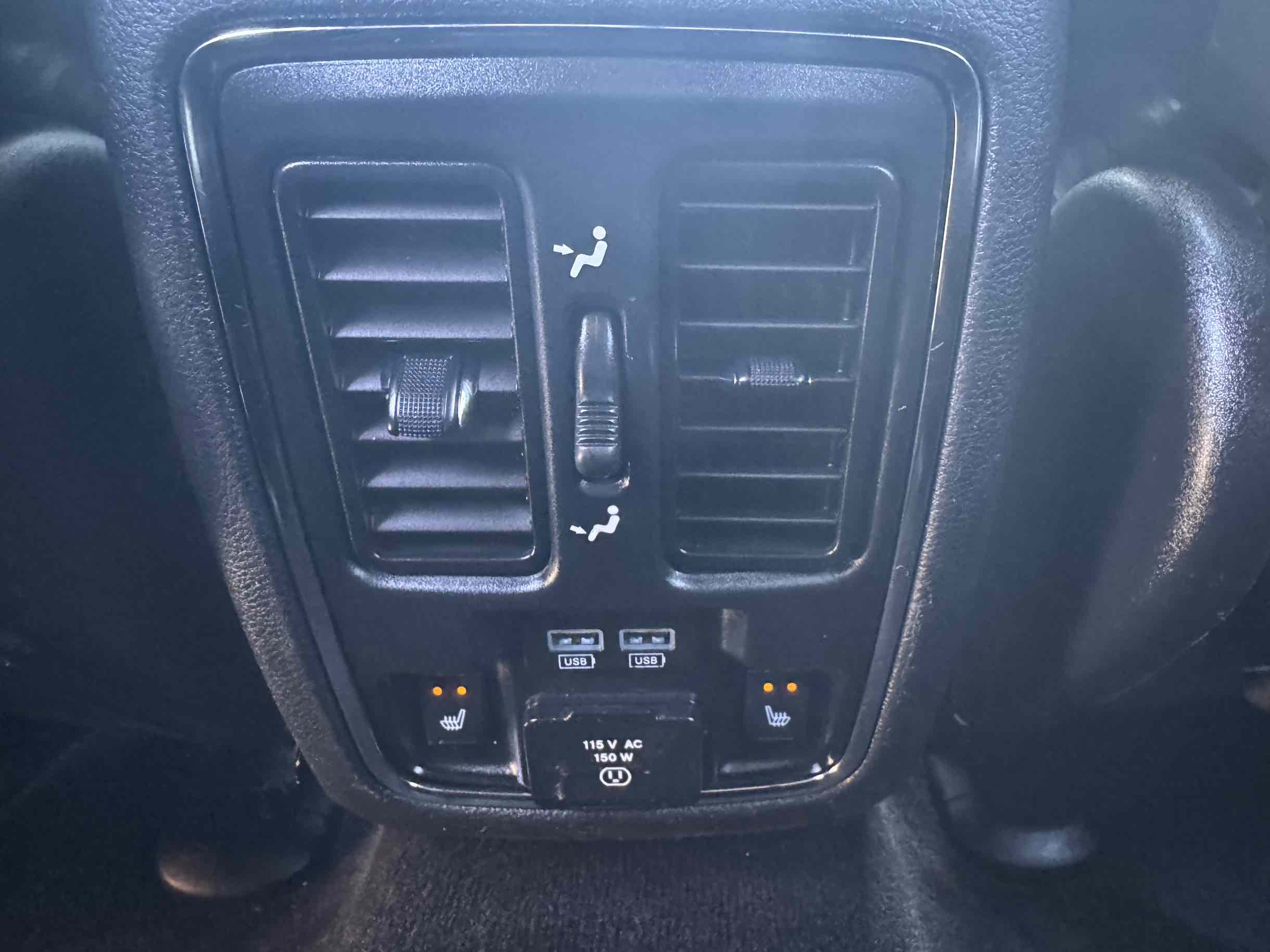 2015 Jeep Grand Cherokee Limited photo 35