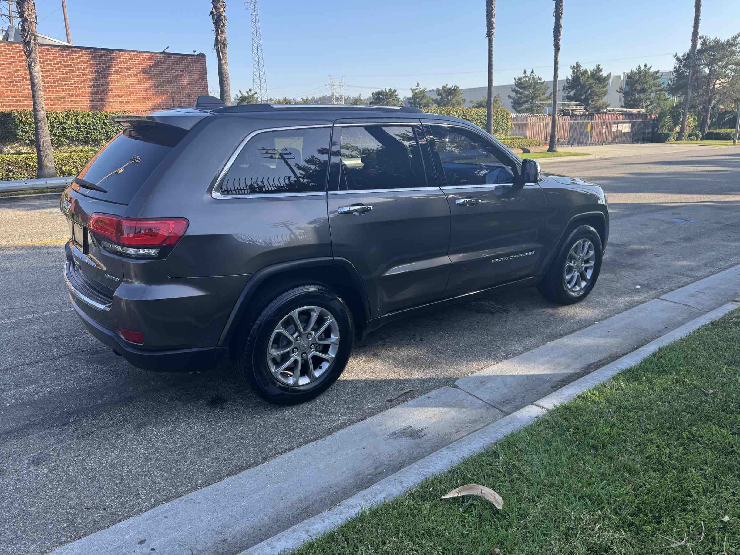 2015 Jeep Grand Cherokee Limited photo 55