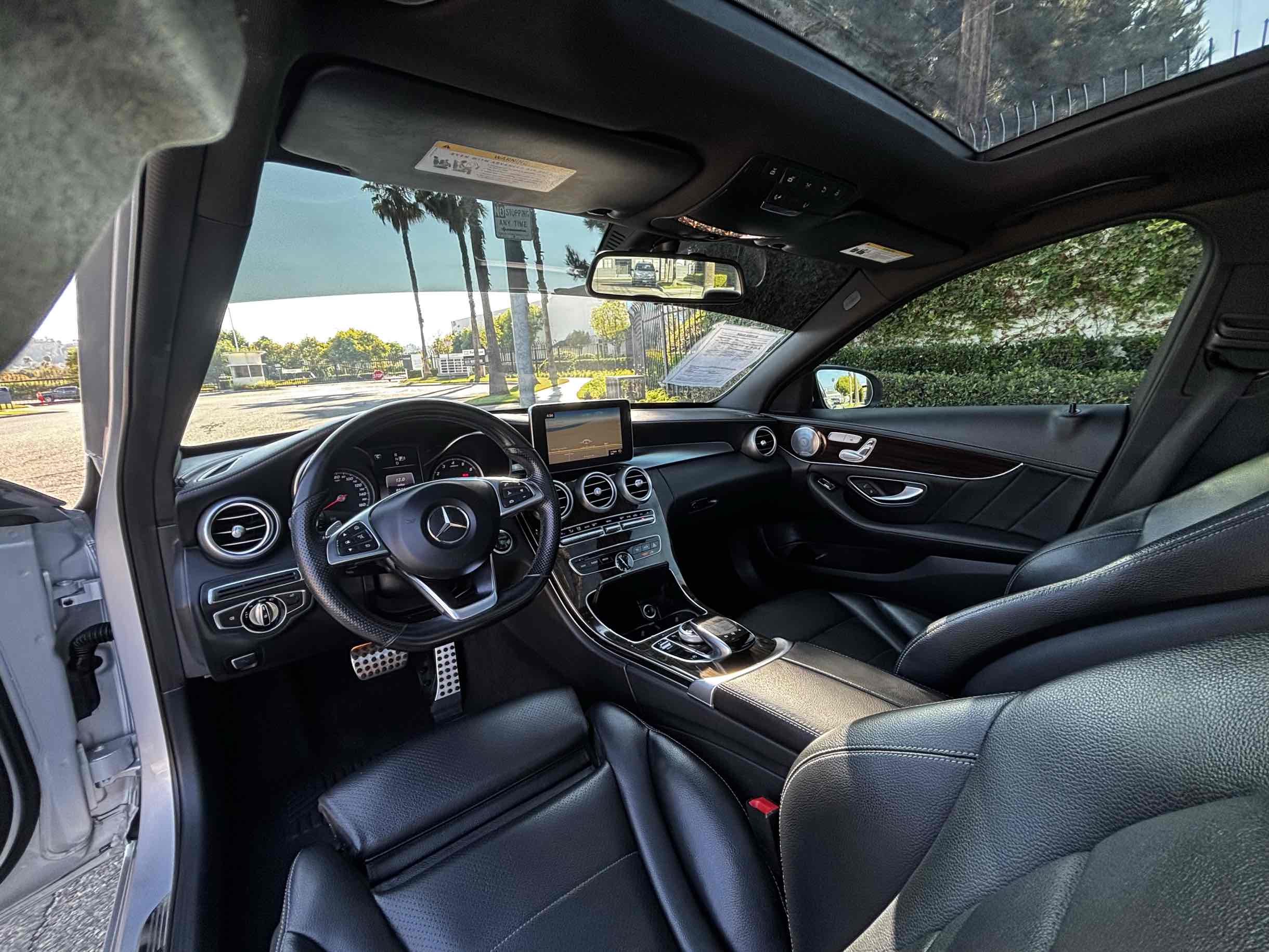 2015 Mercedes Benz C 300 photo 22