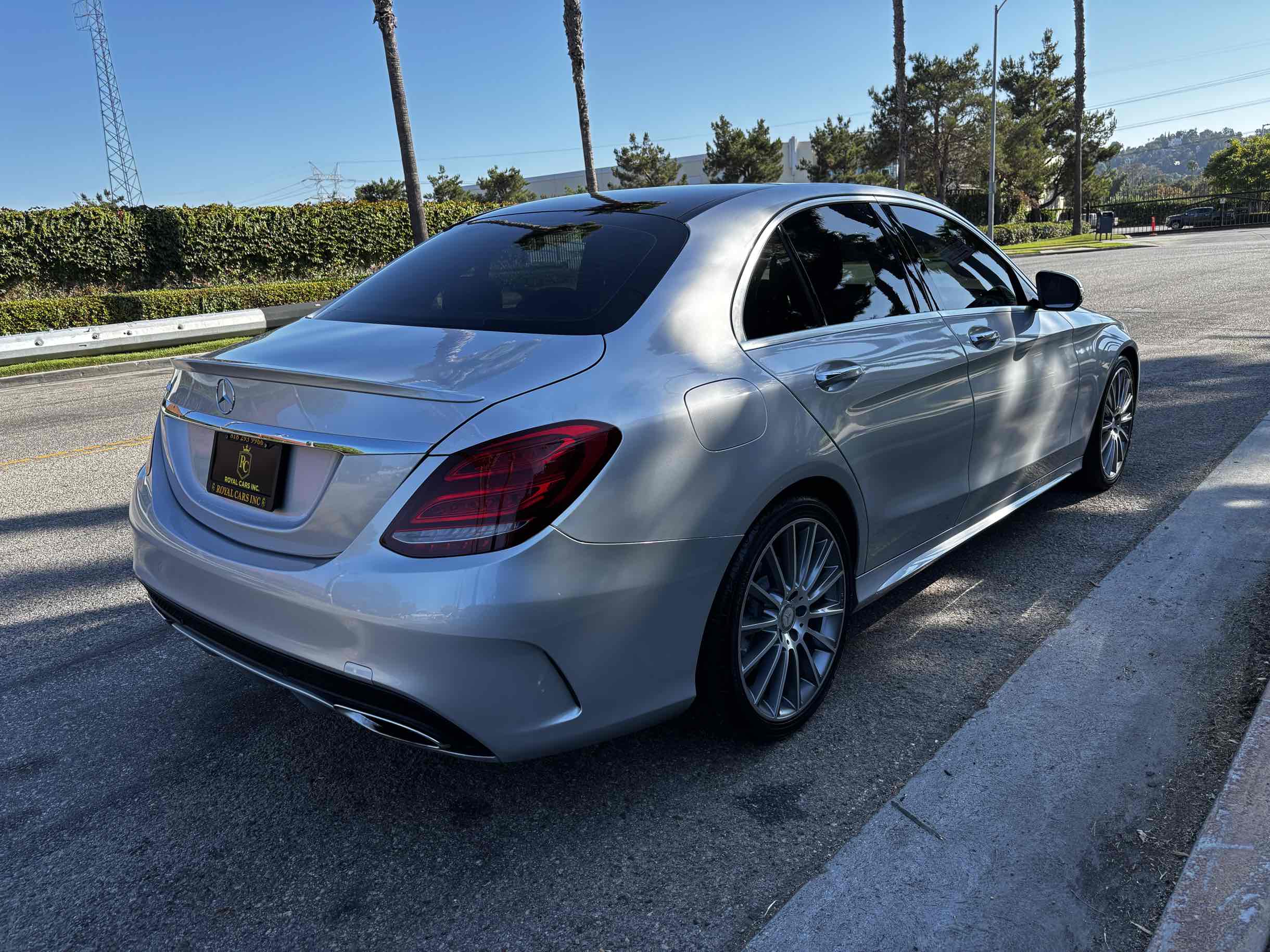 2015 Mercedes Benz C 300 photo 43