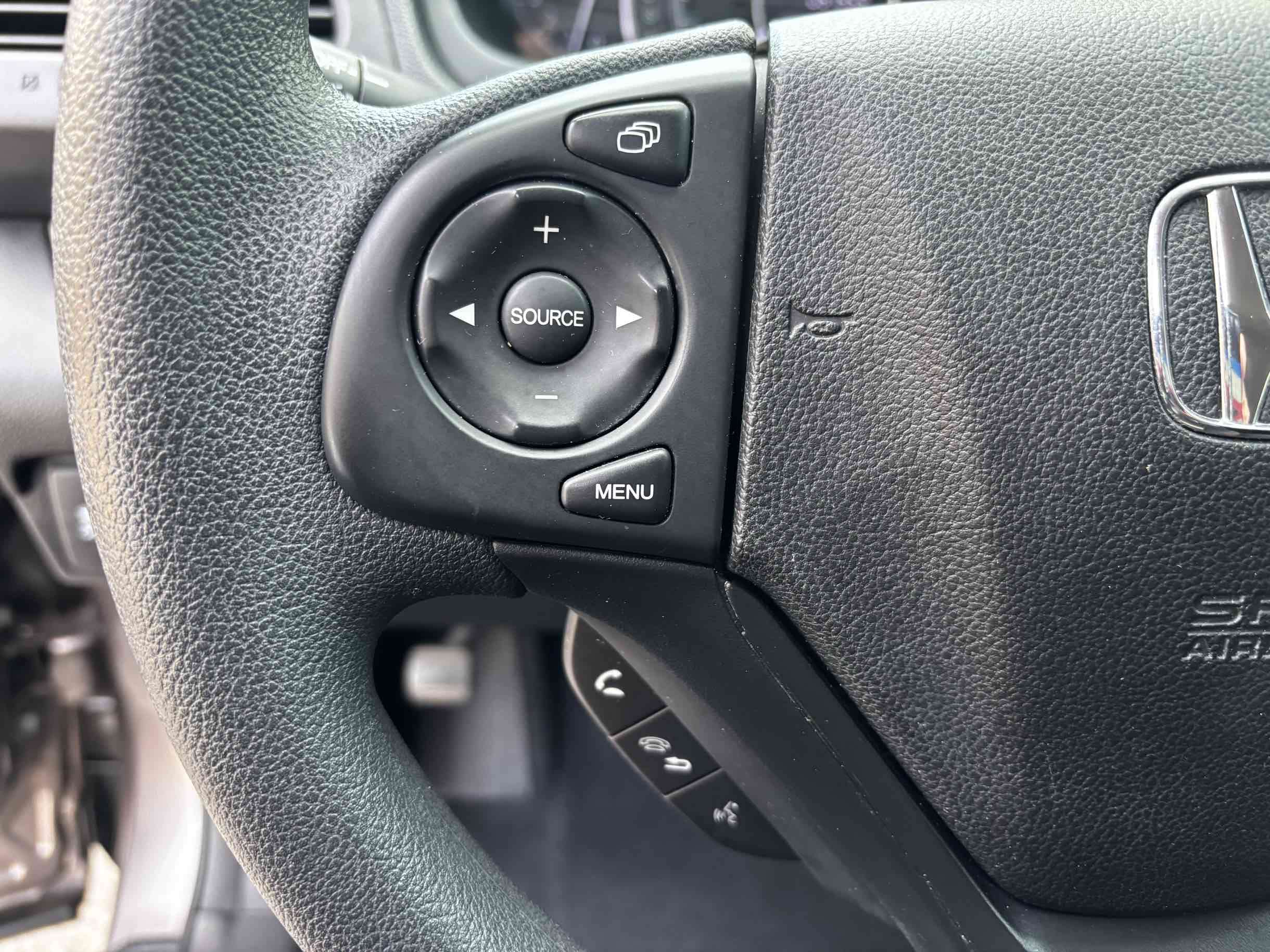 2016 Honda CR-V SE photo 4