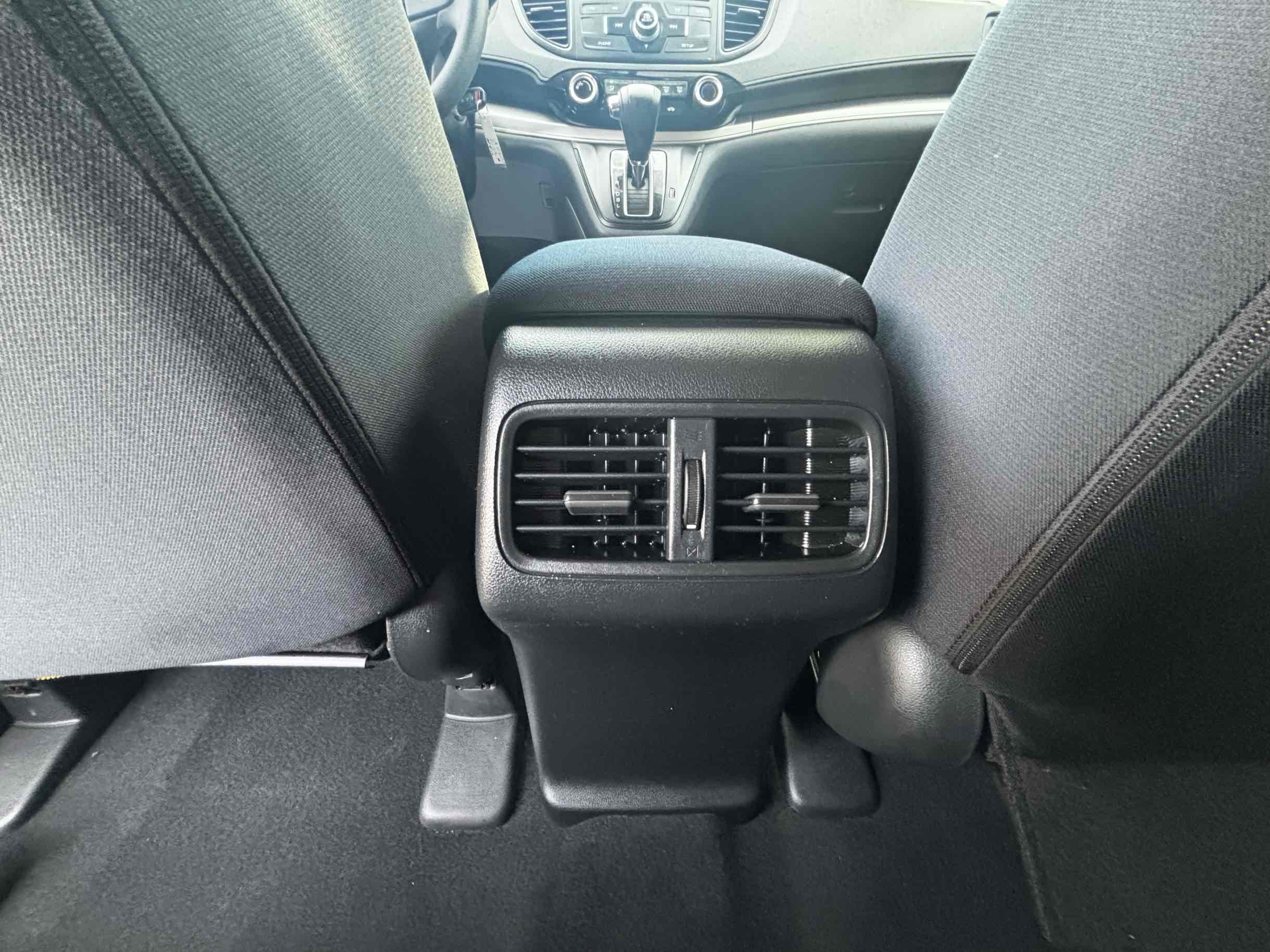 2016 Honda CR-V SE photo 11