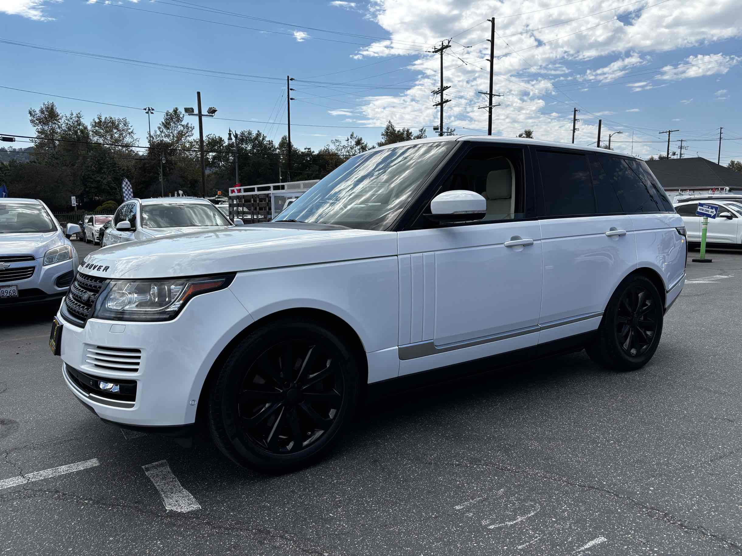 2014 Land Rover Range Rover HSE photo 40