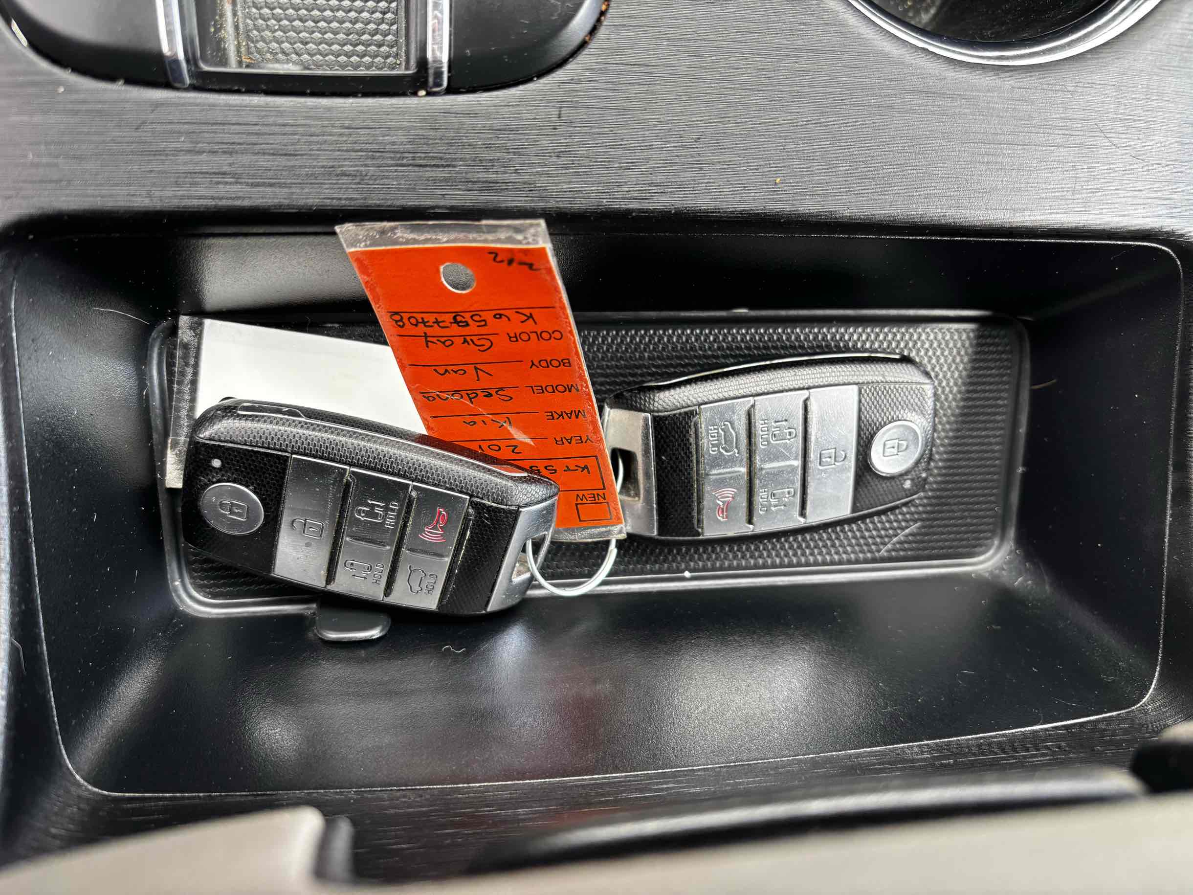 2019 Kia Sedona EX photo 13