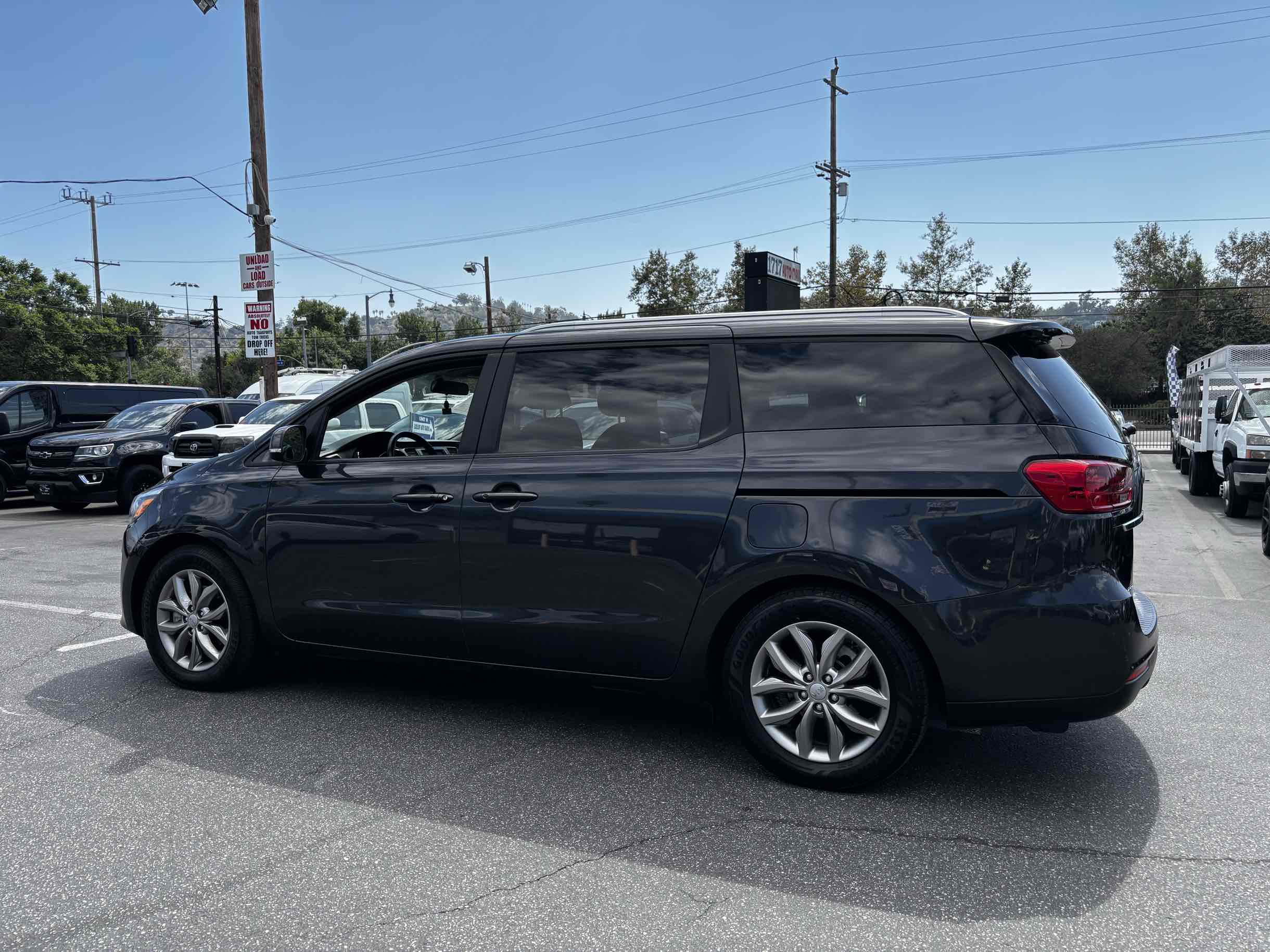 2019 Kia Sedona EX photo 36