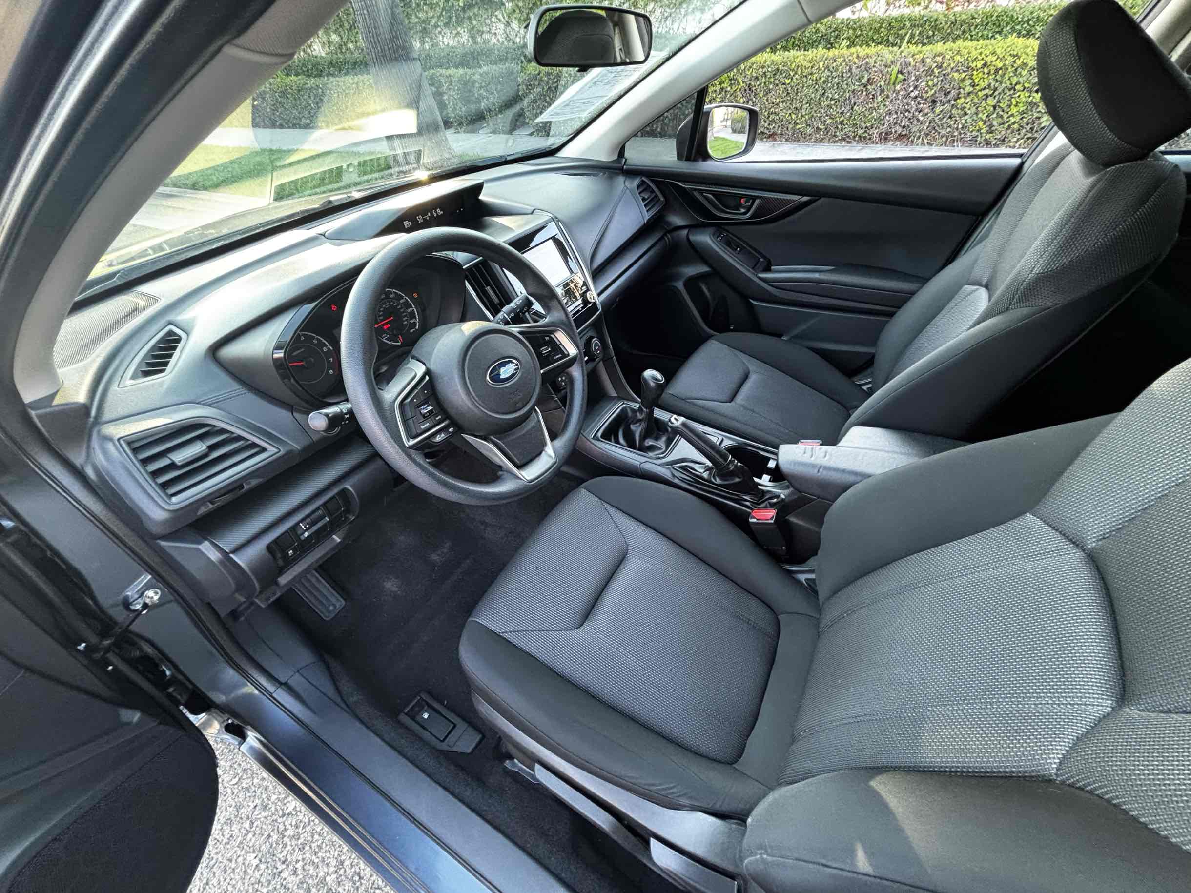 2017 Subaru Impreza 2.0i photo 5