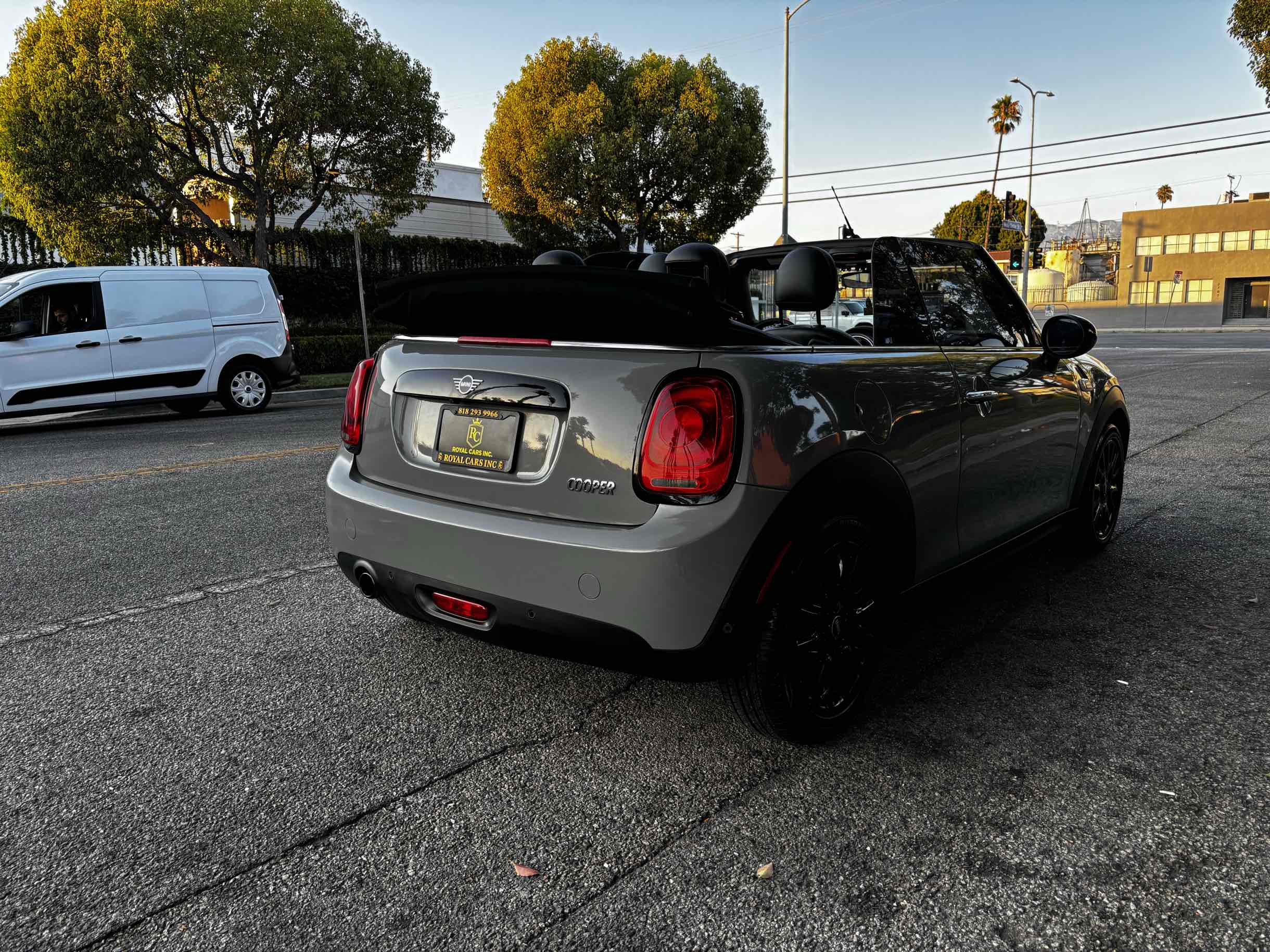2019 Mini Cooper Signature photo 3