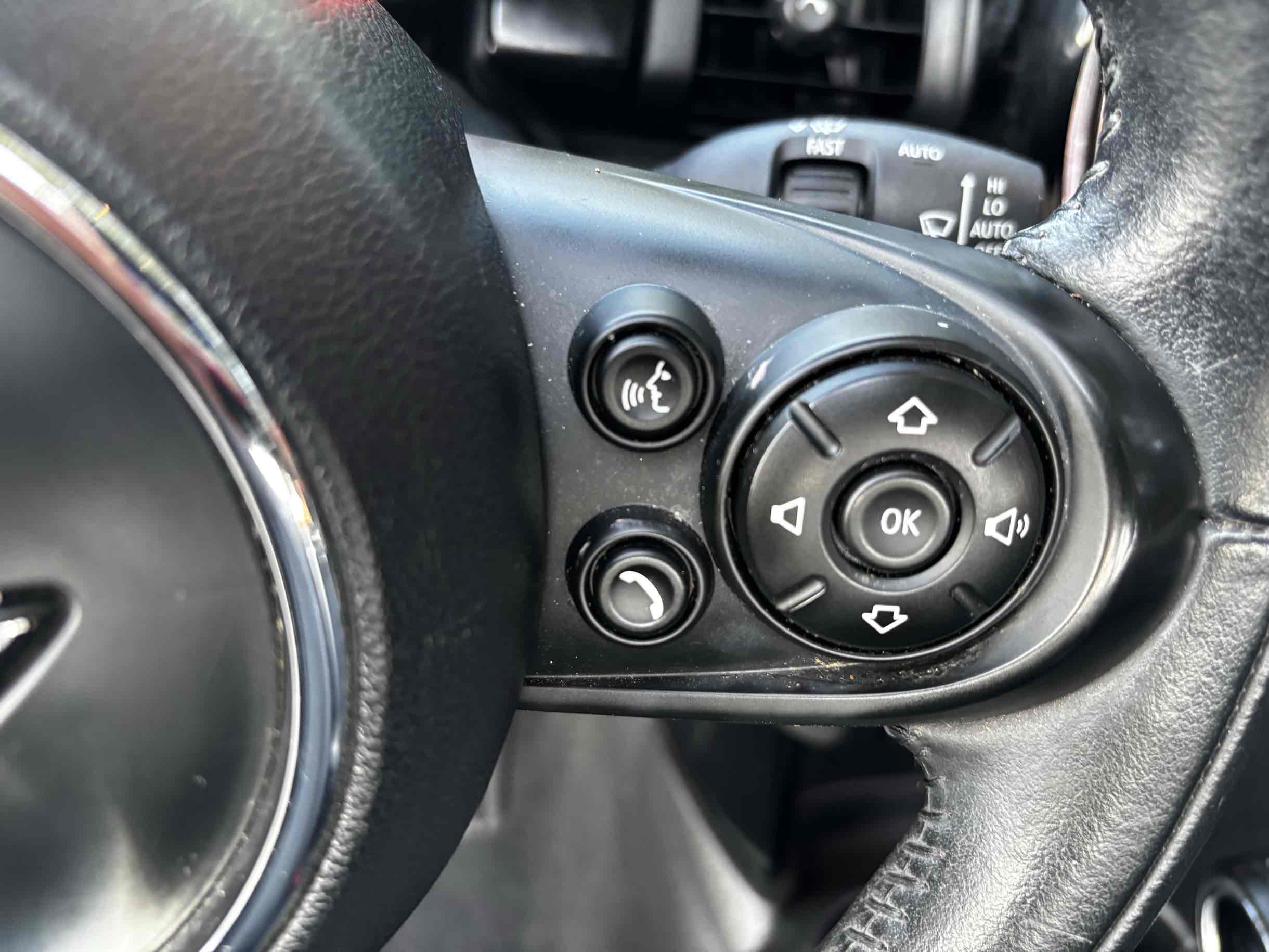 2019 Mini Cooper Signature photo 8