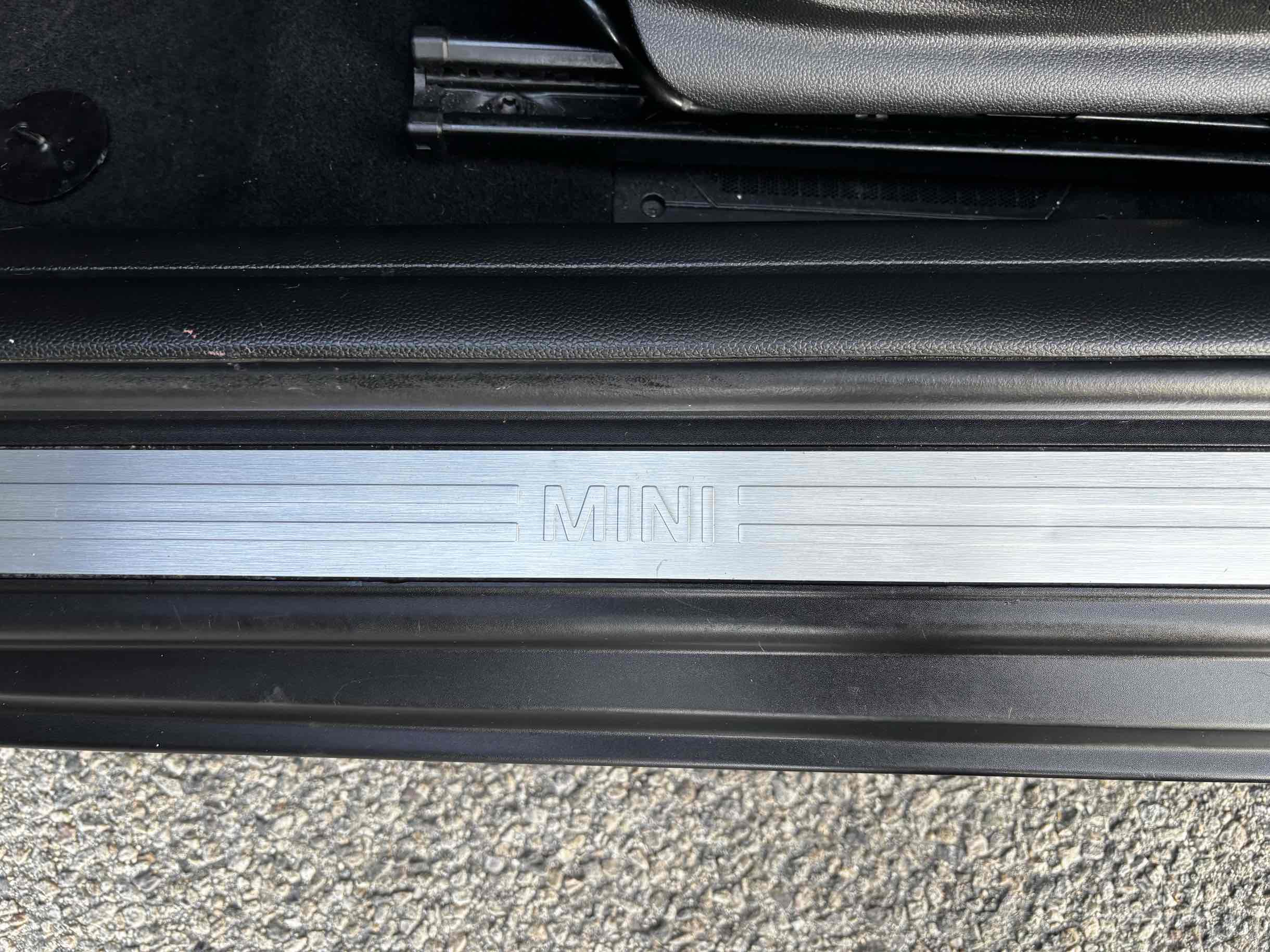2019 Mini Cooper Signature photo 11