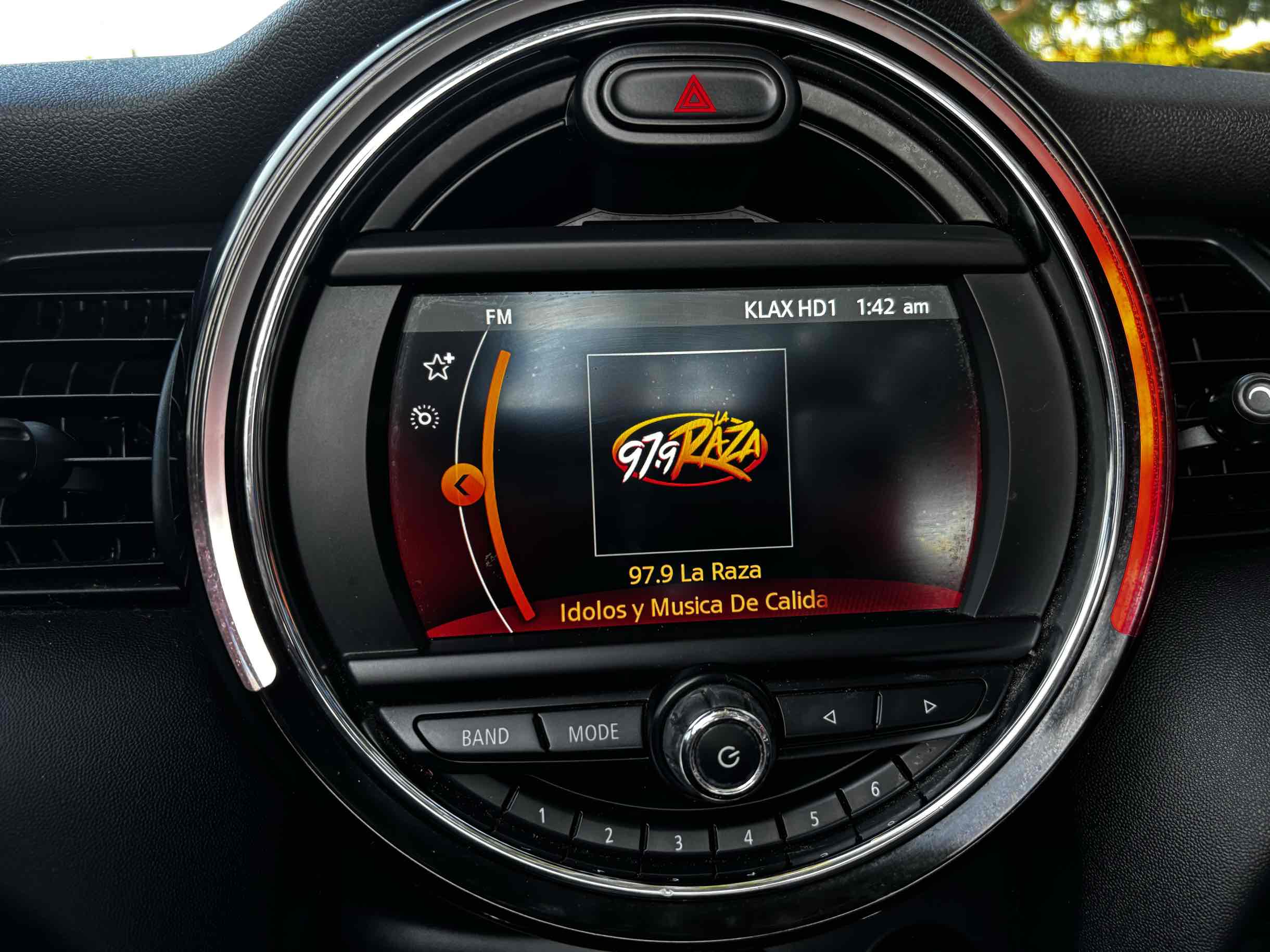 2019 Mini Cooper Signature photo 12