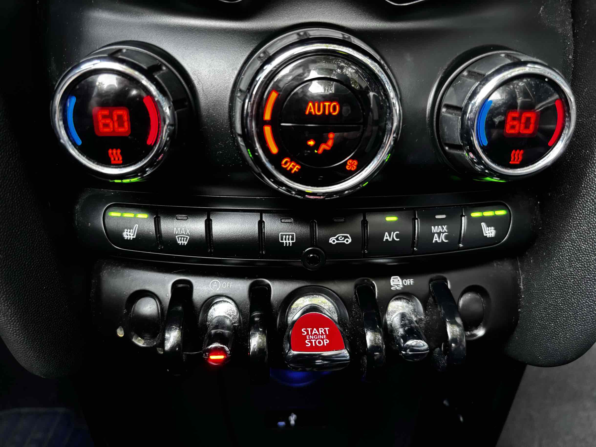 2019 Mini Cooper Signature photo 14